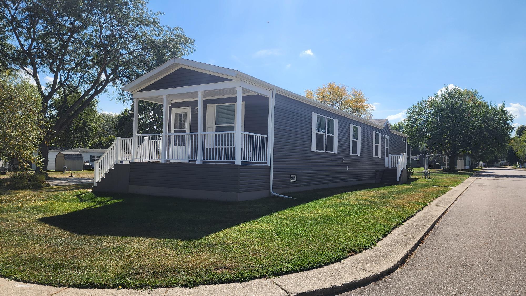 714 Mill Street Leslie City MI 49251