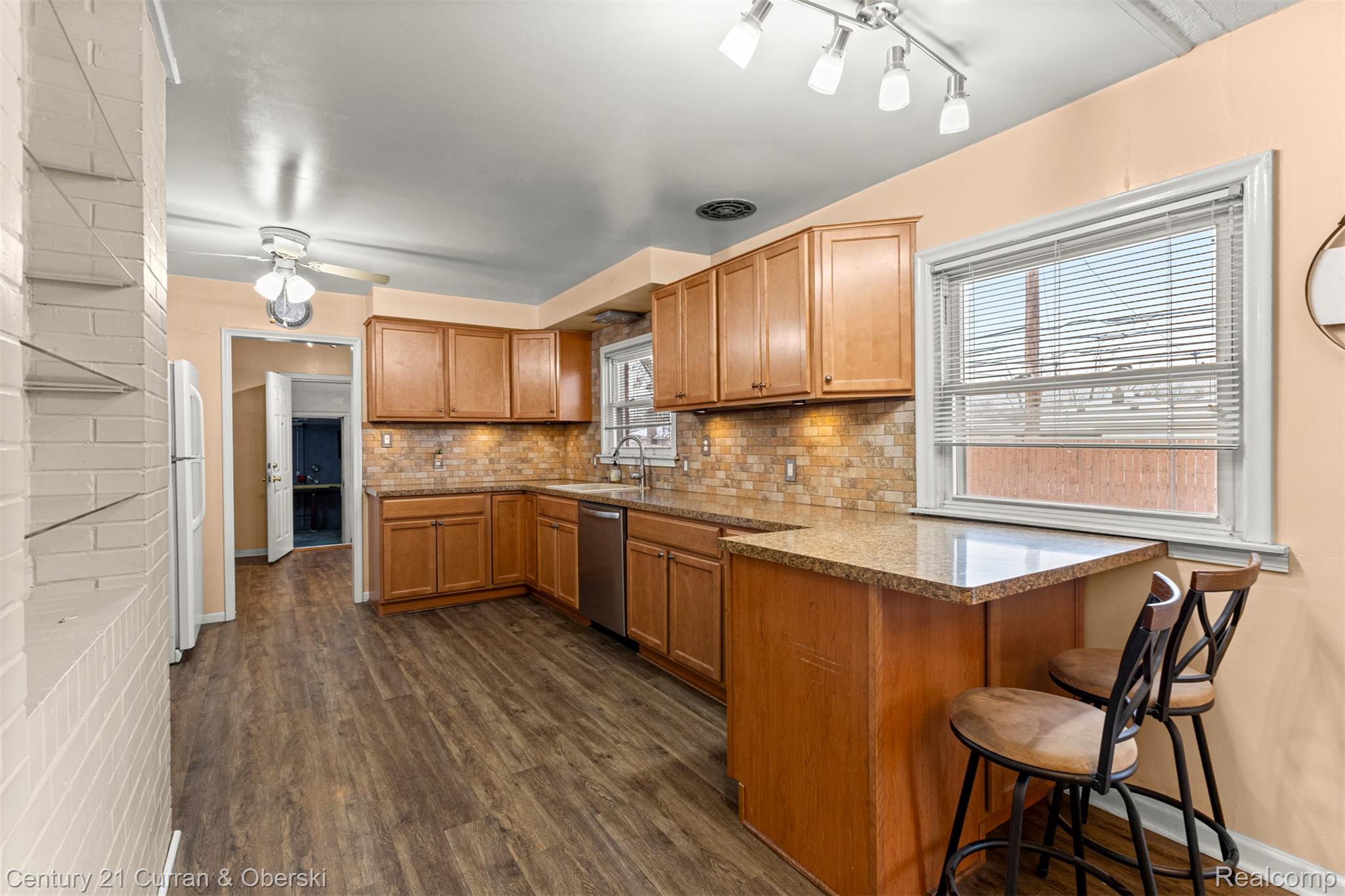 17271 Hamilton Avenue Allen Park City MI 48101