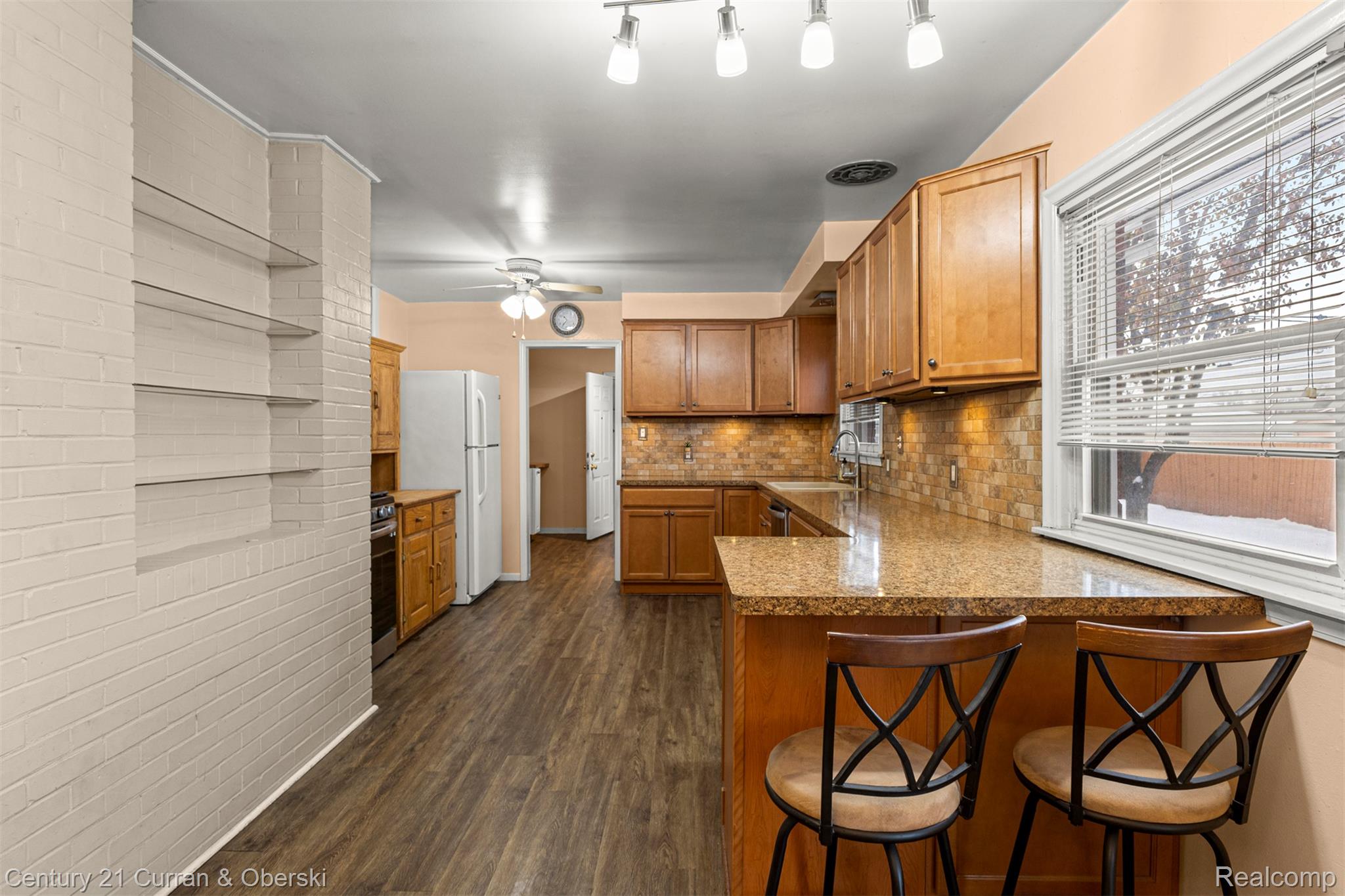 17271 Hamilton Avenue Allen Park City MI 48101