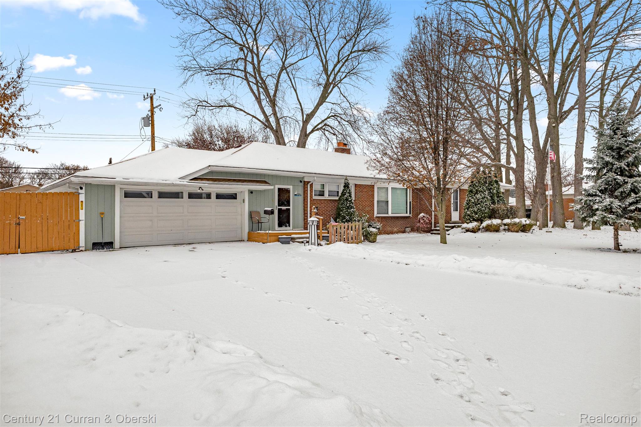 17271 Hamilton Avenue Allen Park City MI 48101