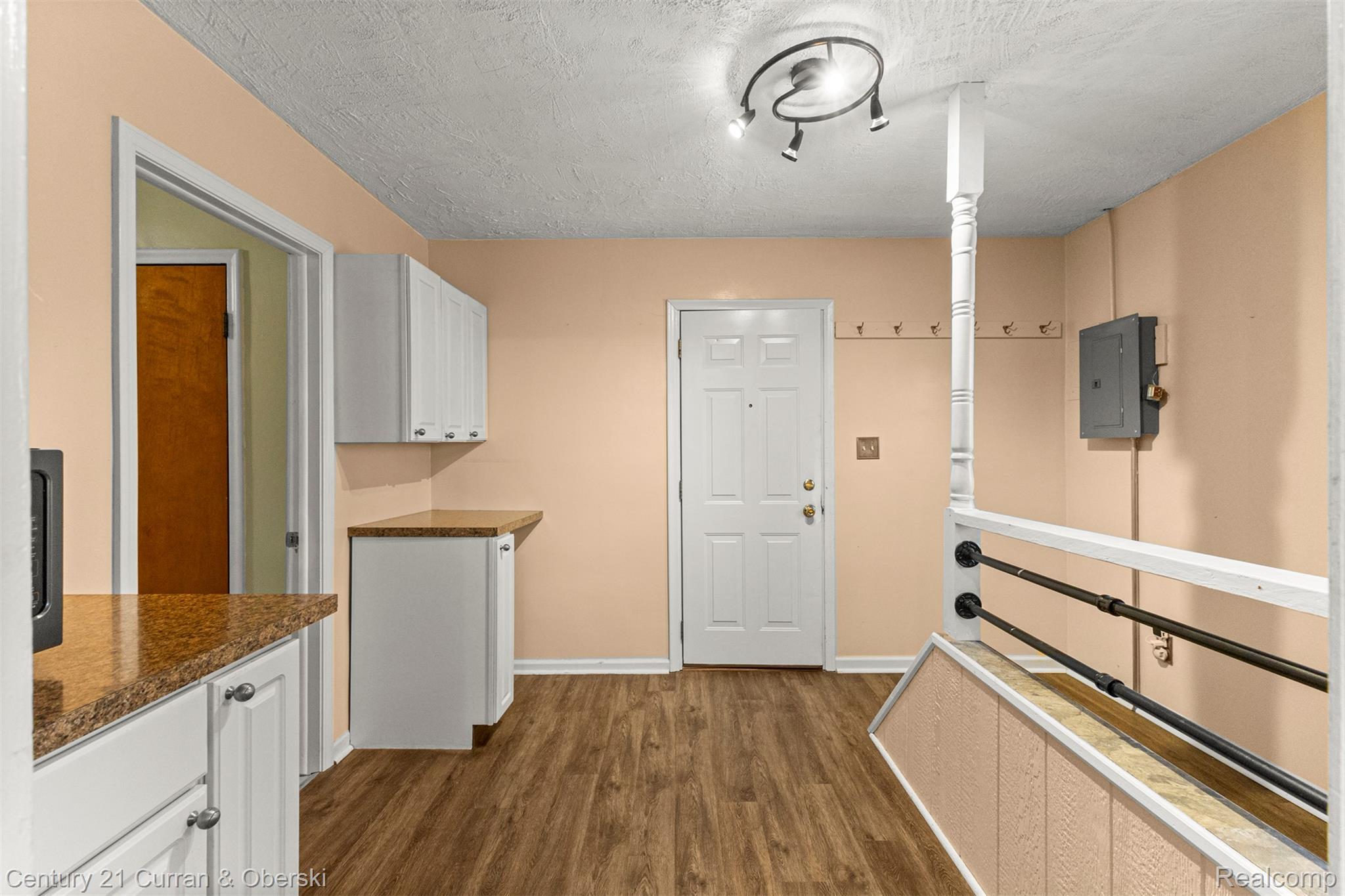 17271 Hamilton Avenue Allen Park City MI 48101