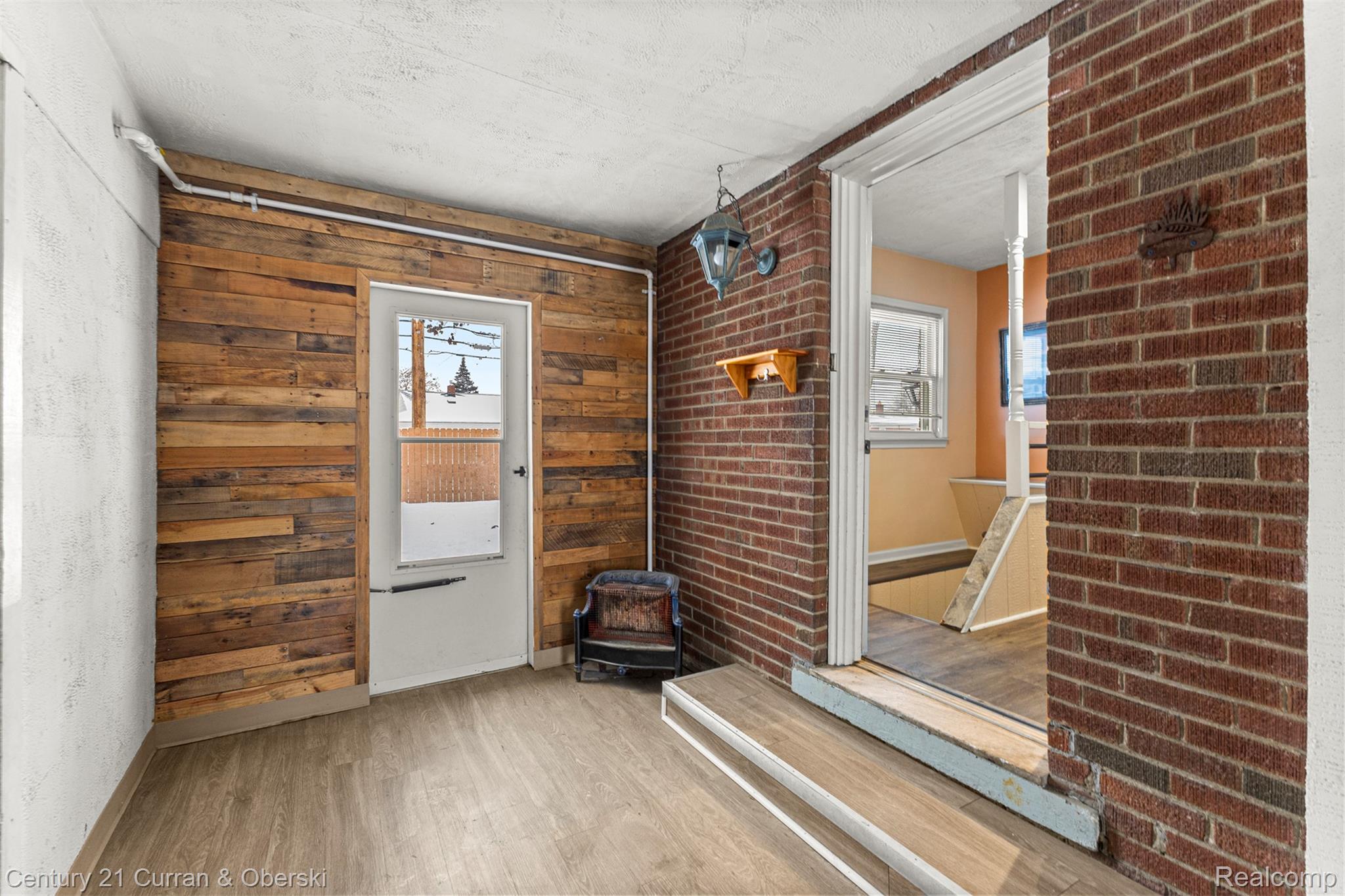 17271 Hamilton Avenue Allen Park City MI 48101