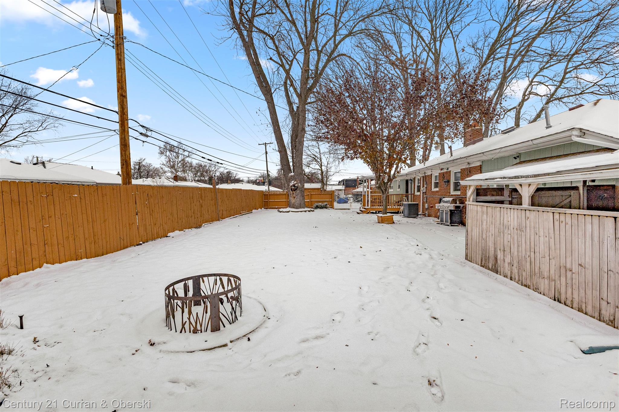 17271 Hamilton Avenue Allen Park City MI 48101