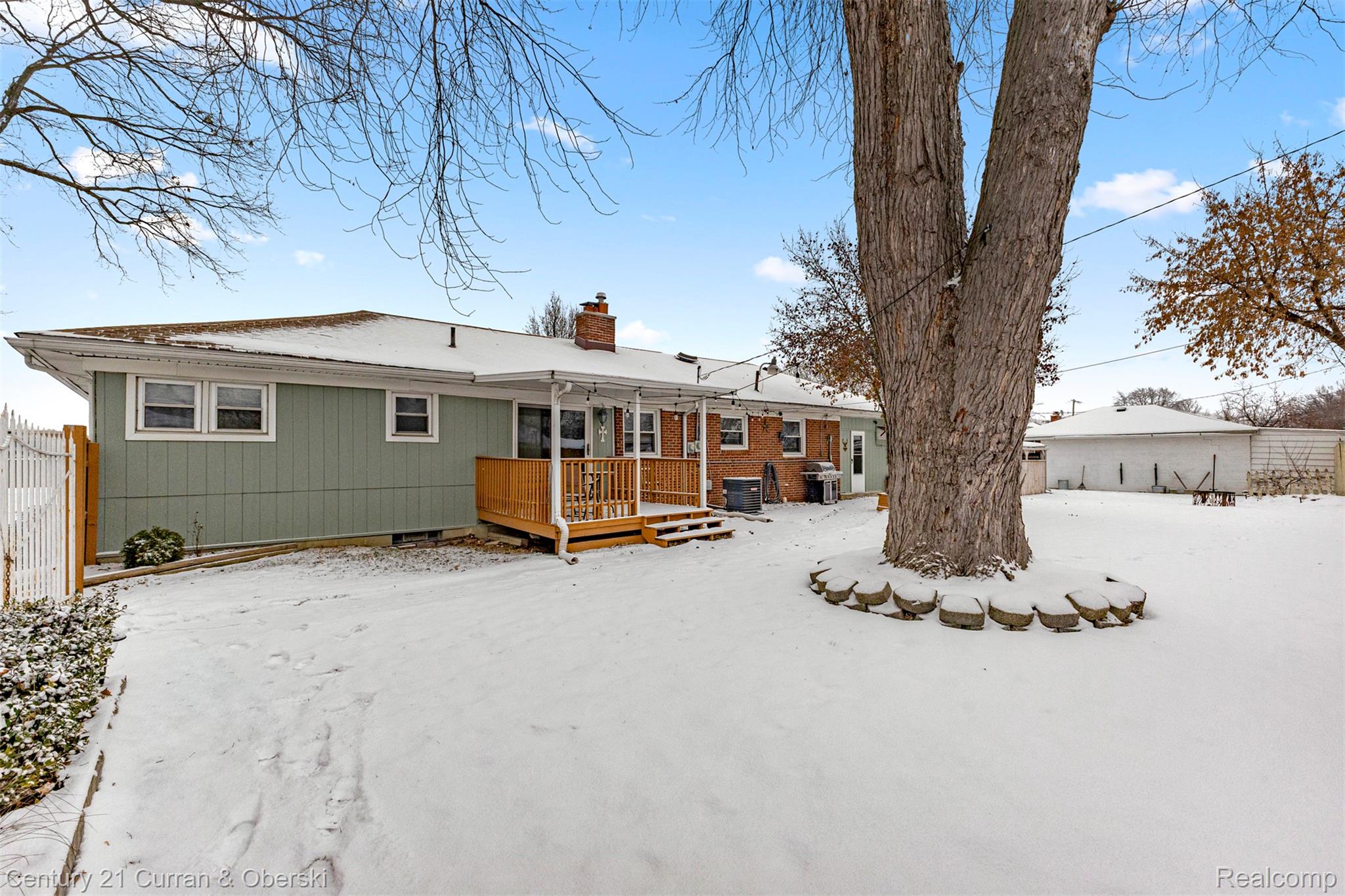 17271 Hamilton Avenue Allen Park City MI 48101