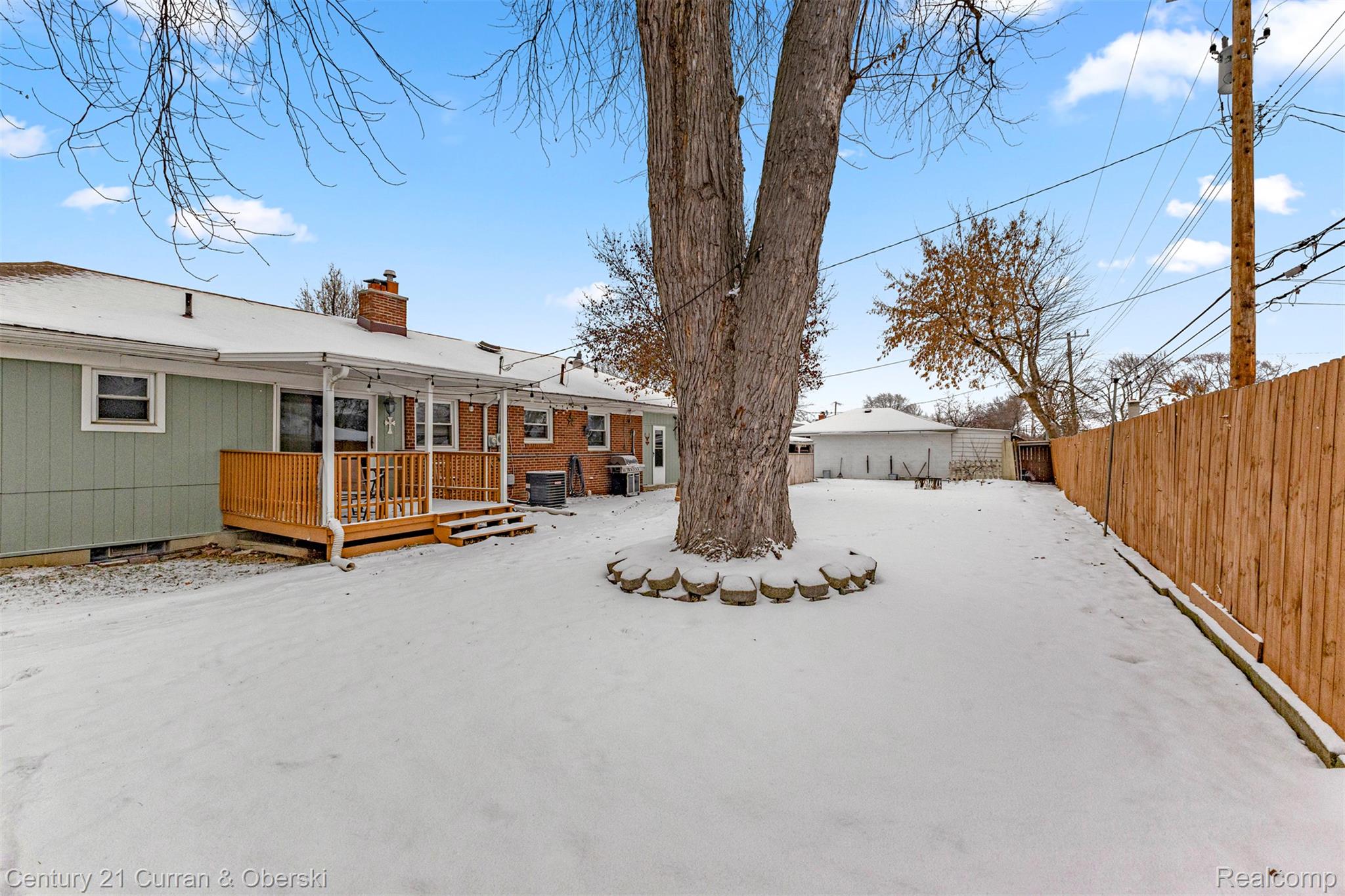 17271 Hamilton Avenue Allen Park City MI 48101