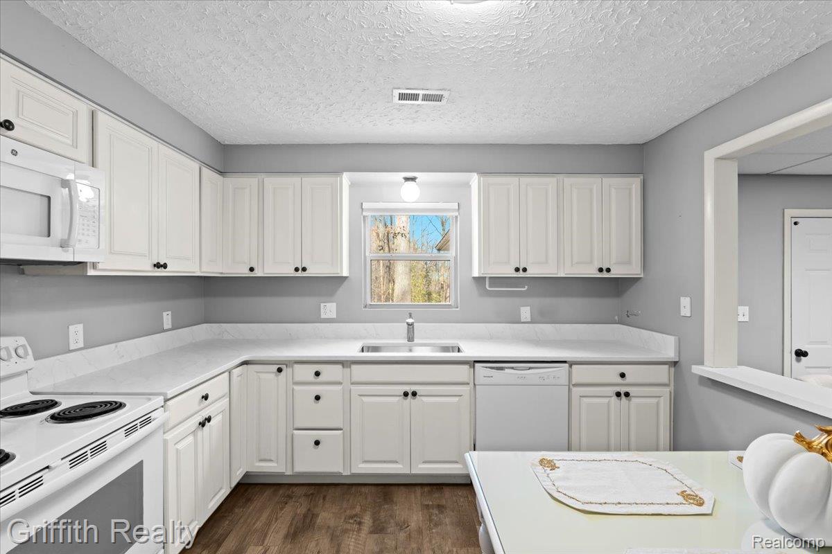 1111 S Old Us Highway 23 Brighton Township MI 48114