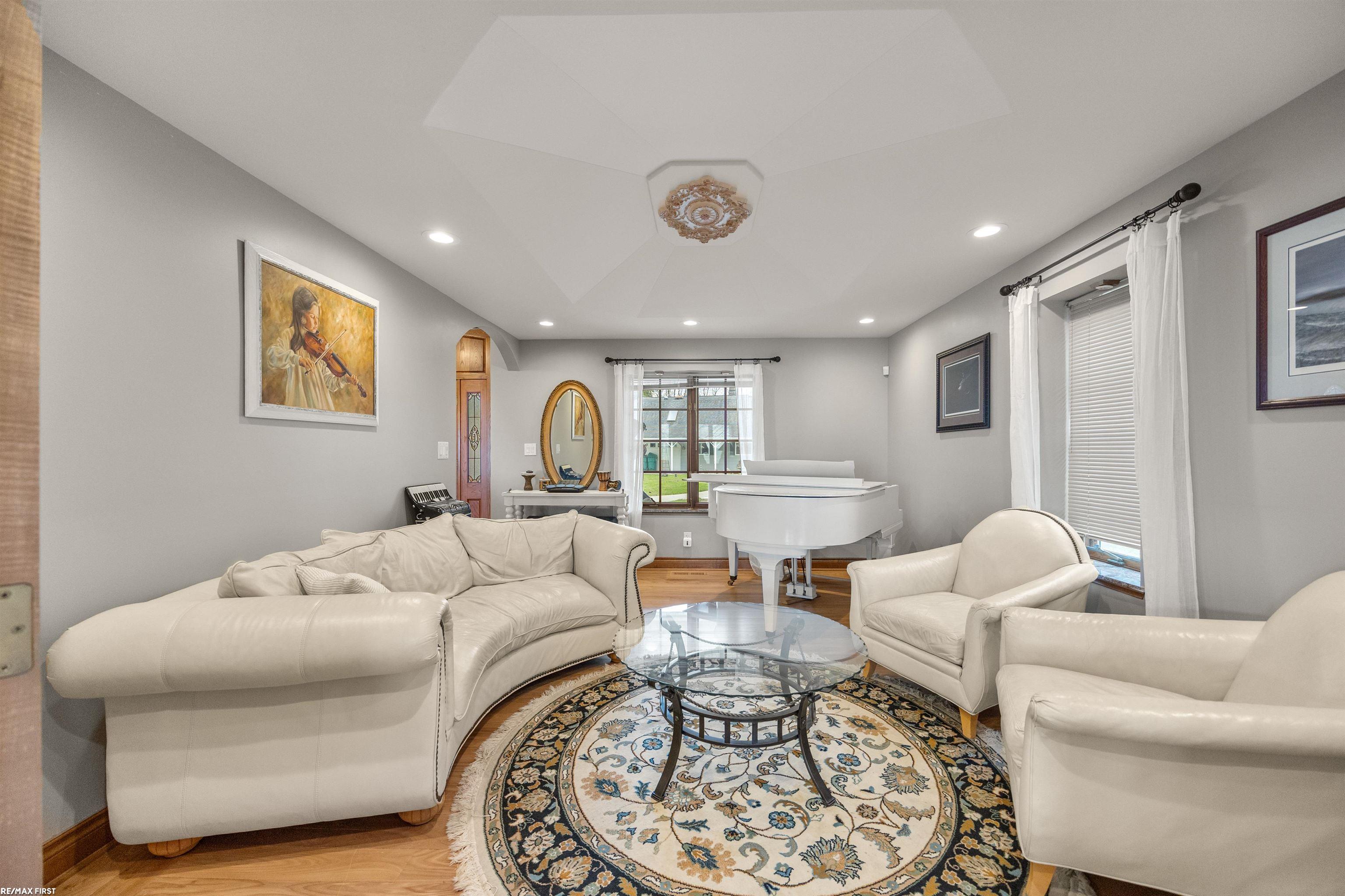 3864 Lakeshore Road Deckerville Village MI 48427