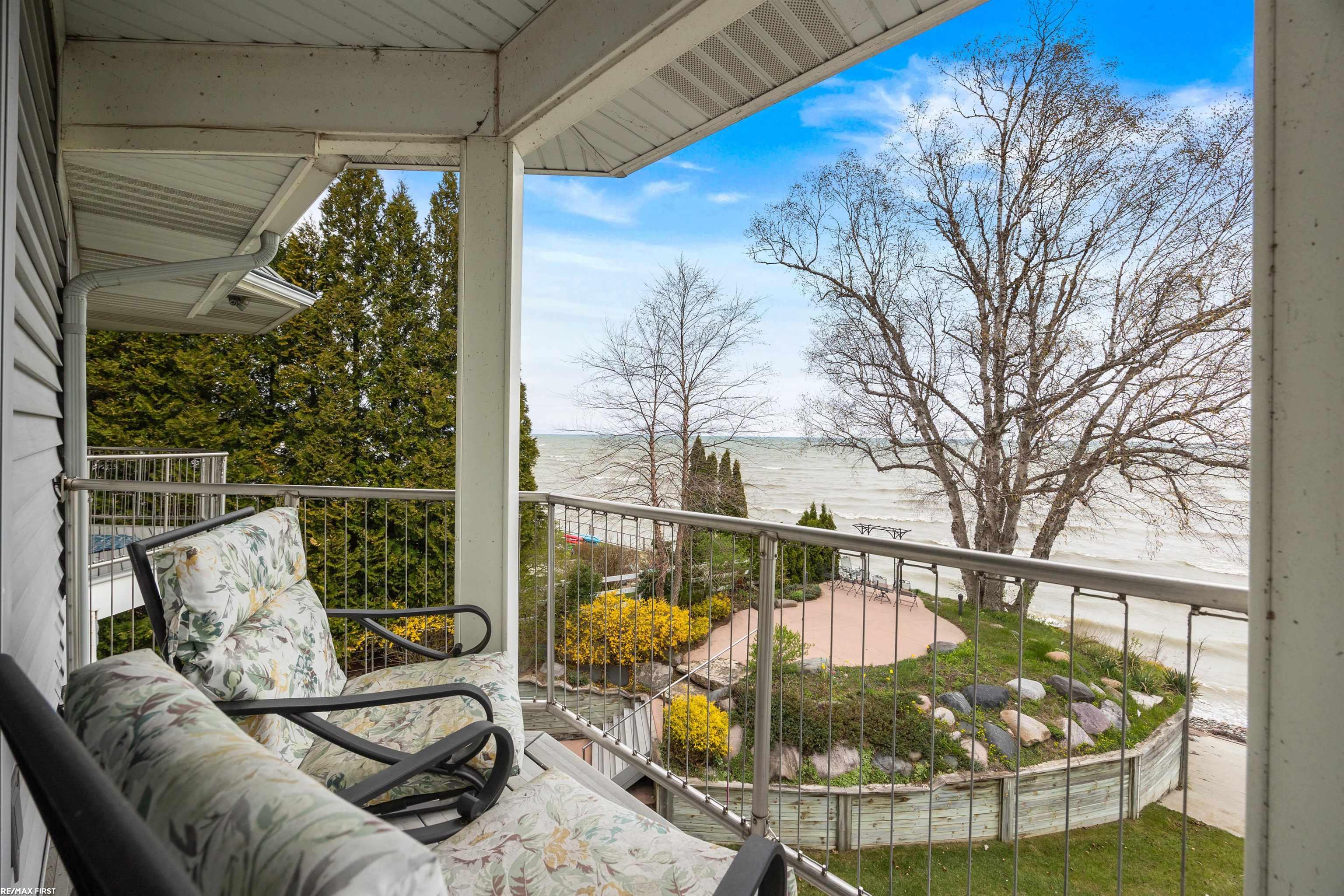 3864 Lakeshore Road Deckerville Village MI 48427