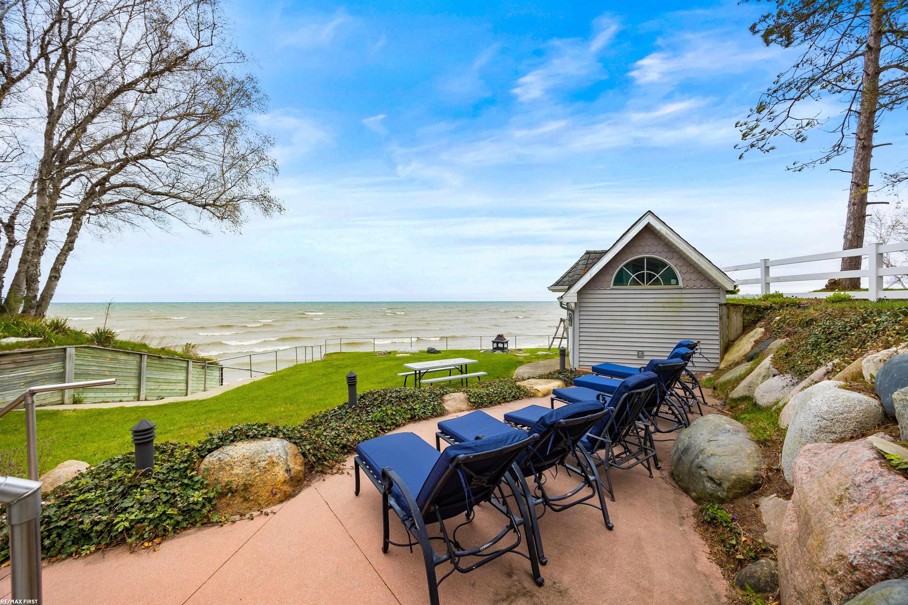 3864 Lakeshore Road Deckerville Village MI 48427