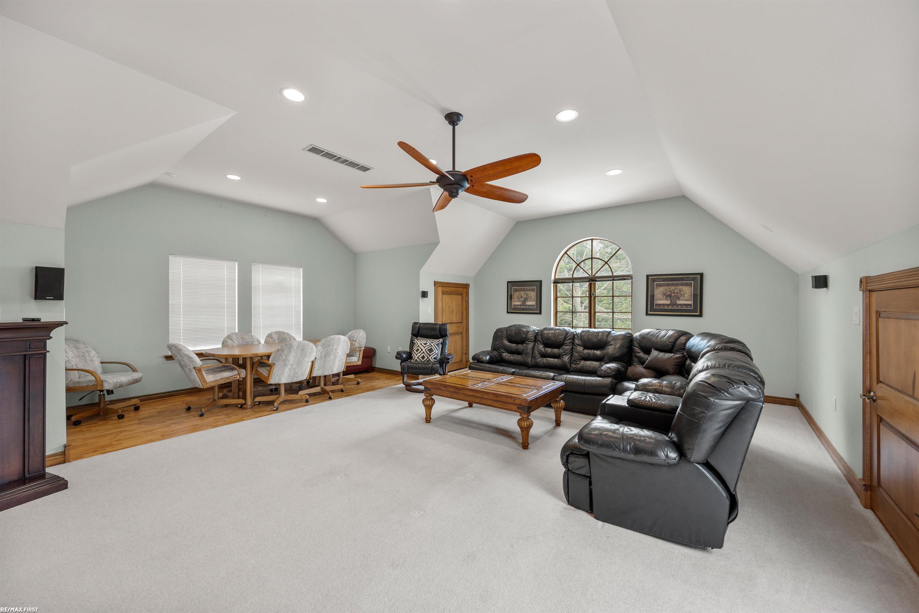 3864 Lakeshore Road Deckerville Village MI 48427