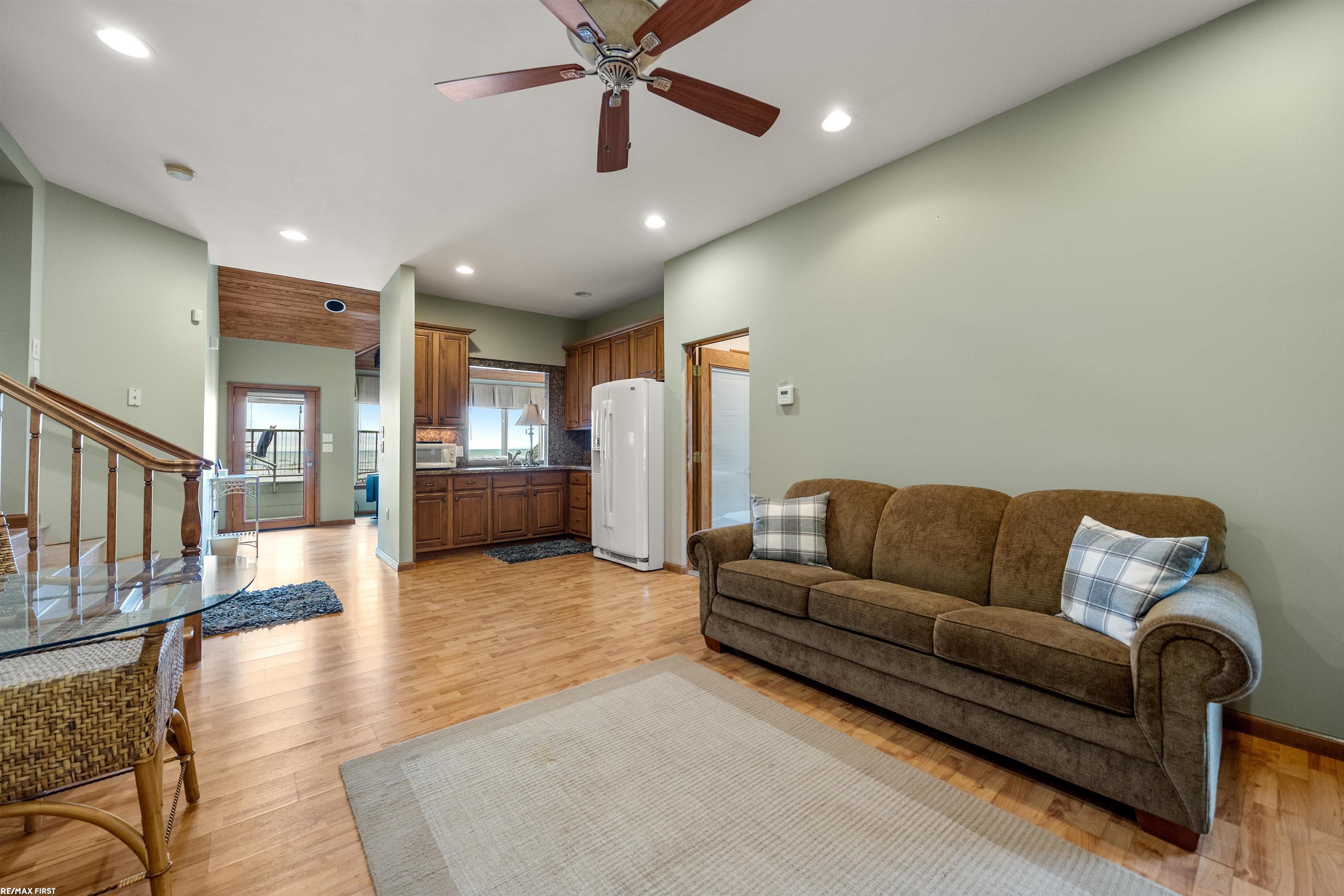 3864 Lakeshore Road Deckerville Village MI 48427