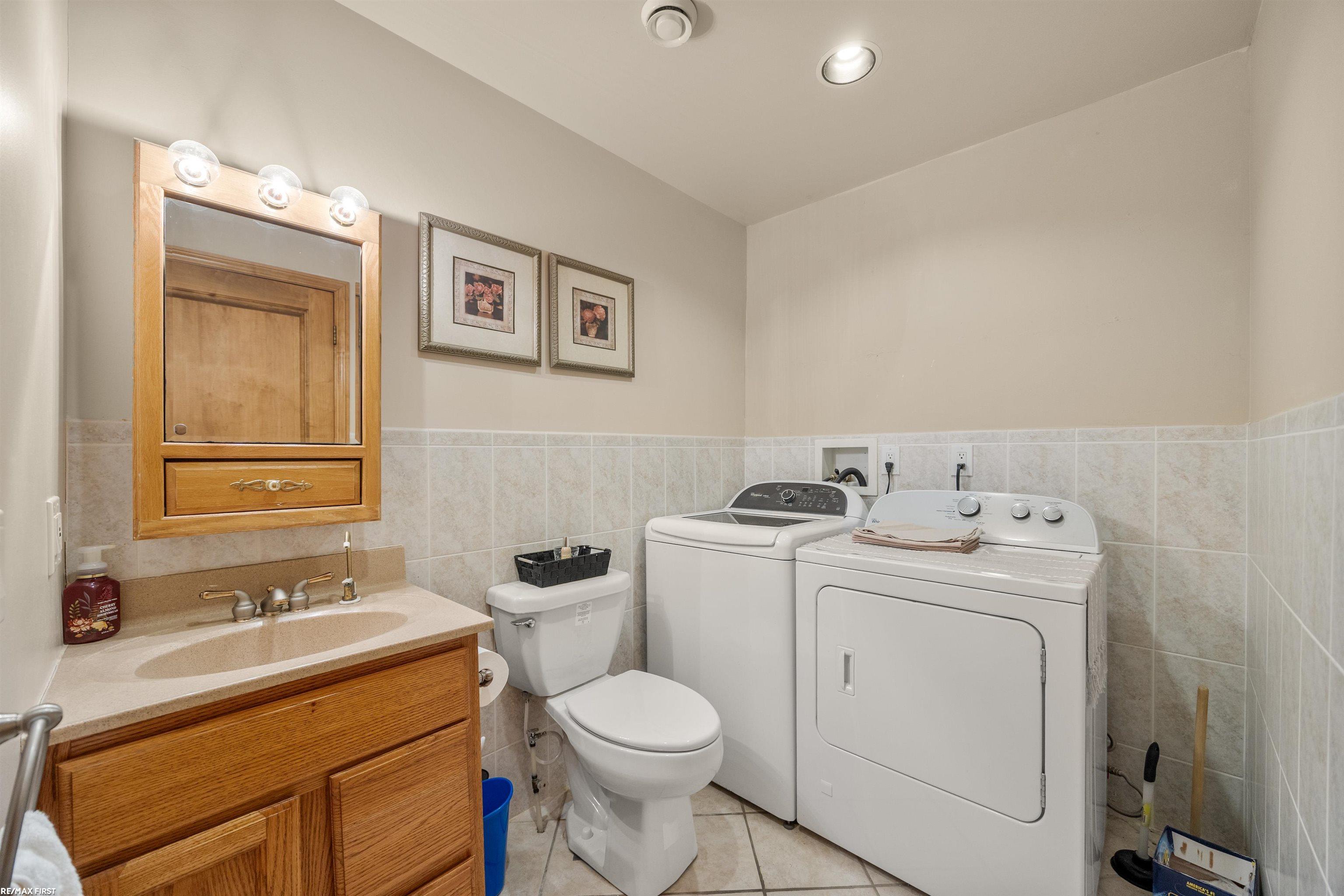 3864 Lakeshore Road Deckerville Village MI 48427