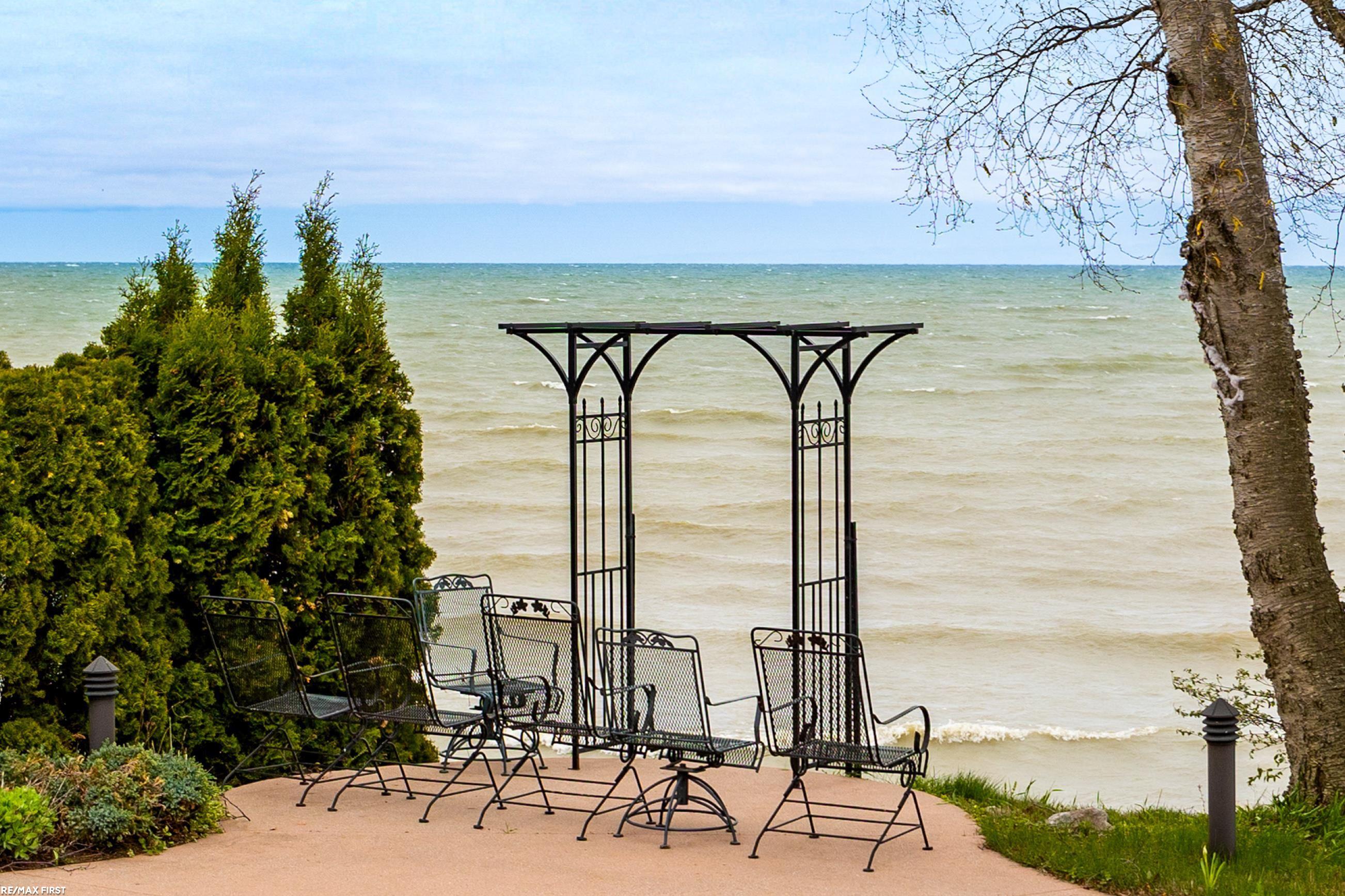 3864 Lakeshore Road Deckerville Village MI 48427