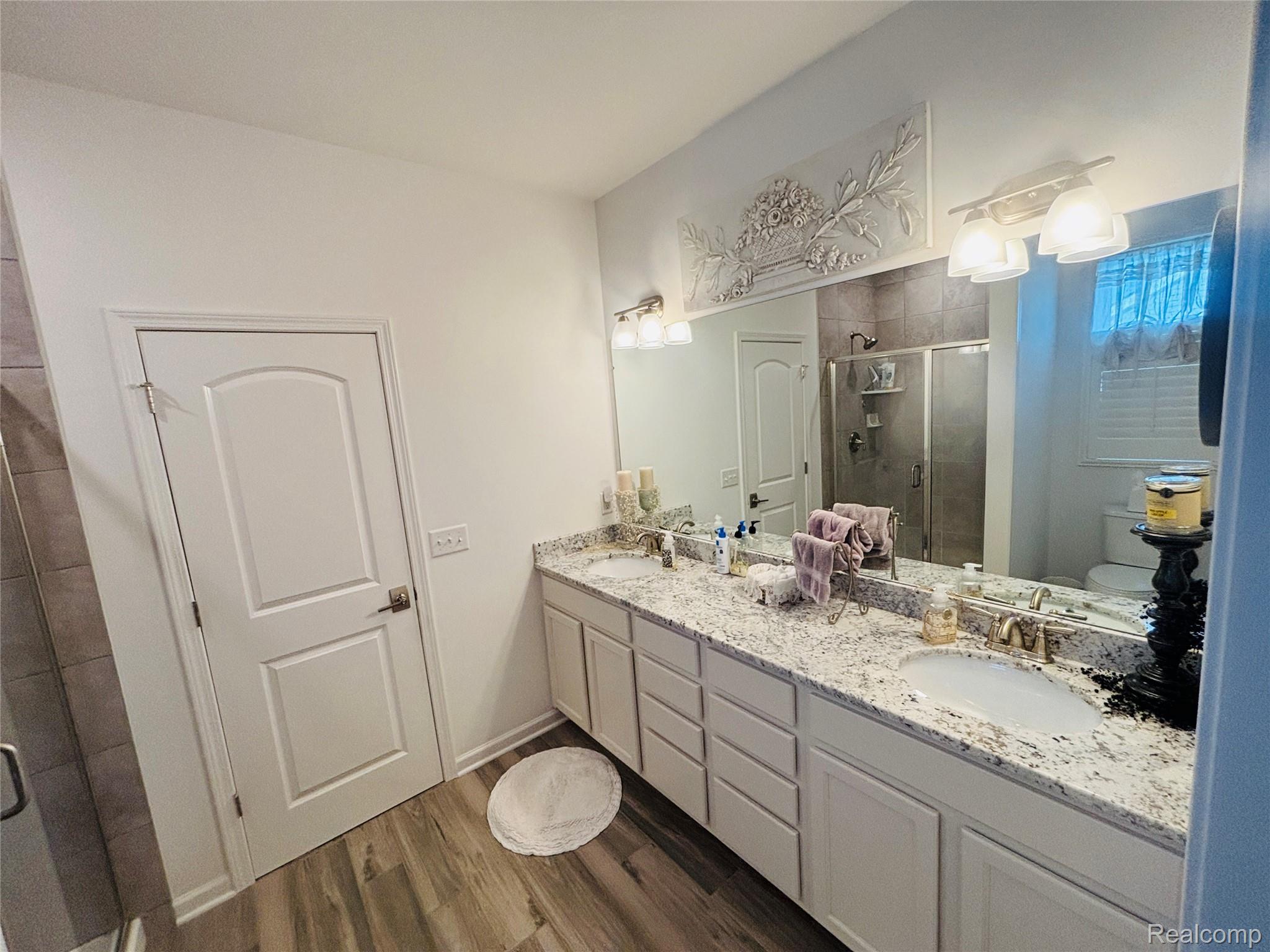 8215 Carston Lane Brighton City MI 48116