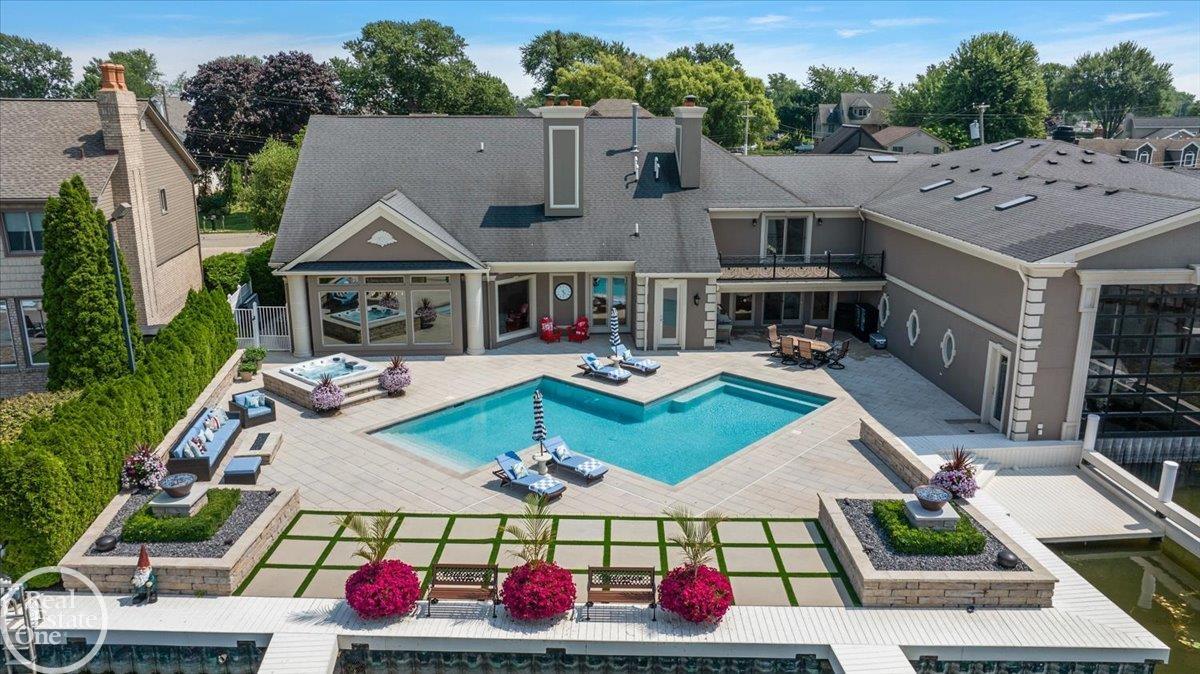 38371 Huron Pointe Drive Harrison Charter Township MI 48045