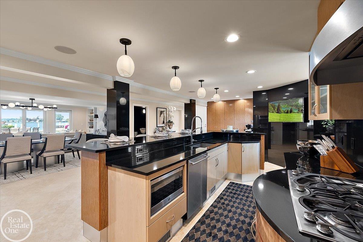 38371 Huron Pointe Drive Harrison Charter Township MI 48045