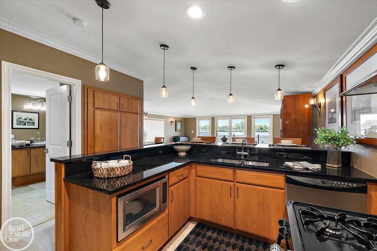 38371 Huron Pointe Drive Harrison Charter Township MI 48045