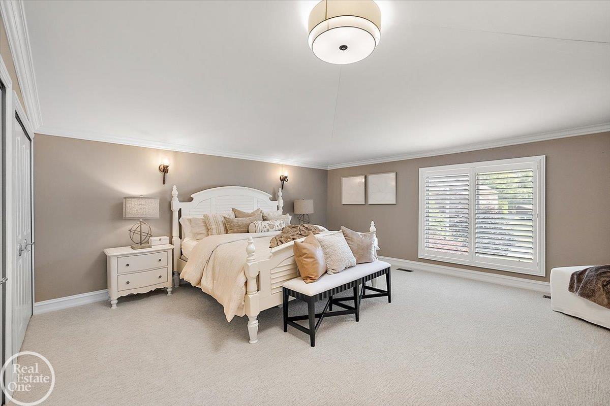 38371 Huron Pointe Drive Harrison Charter Township MI 48045
