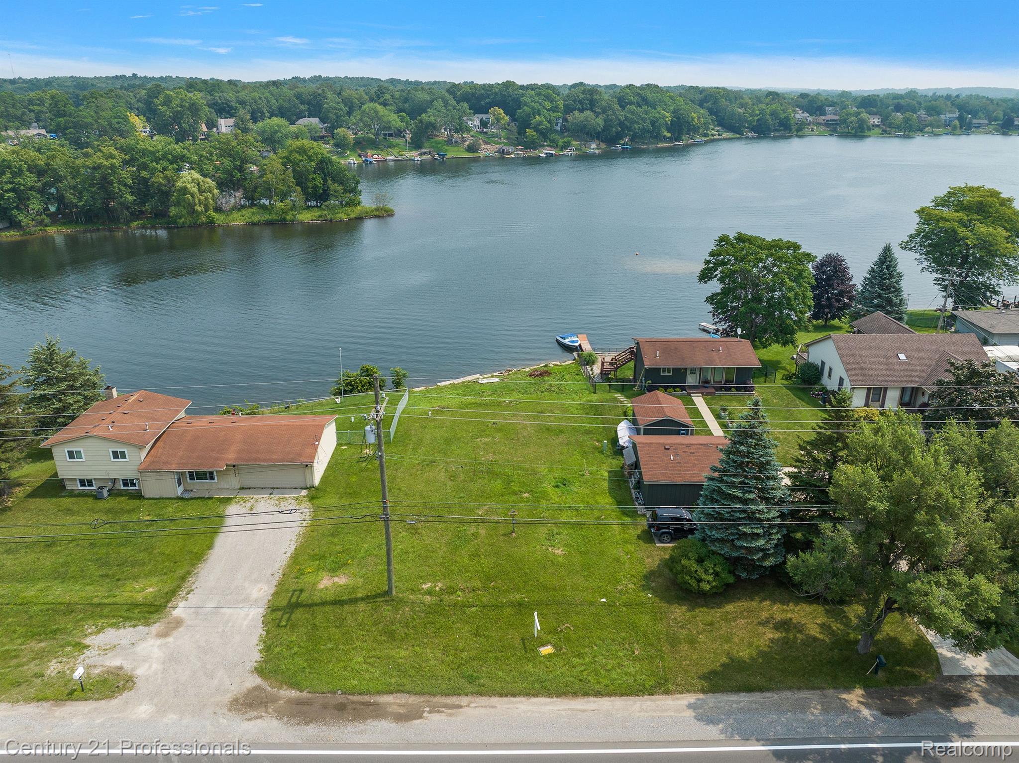 9876 Dixie Highway Springfield Charter Township MI 48348