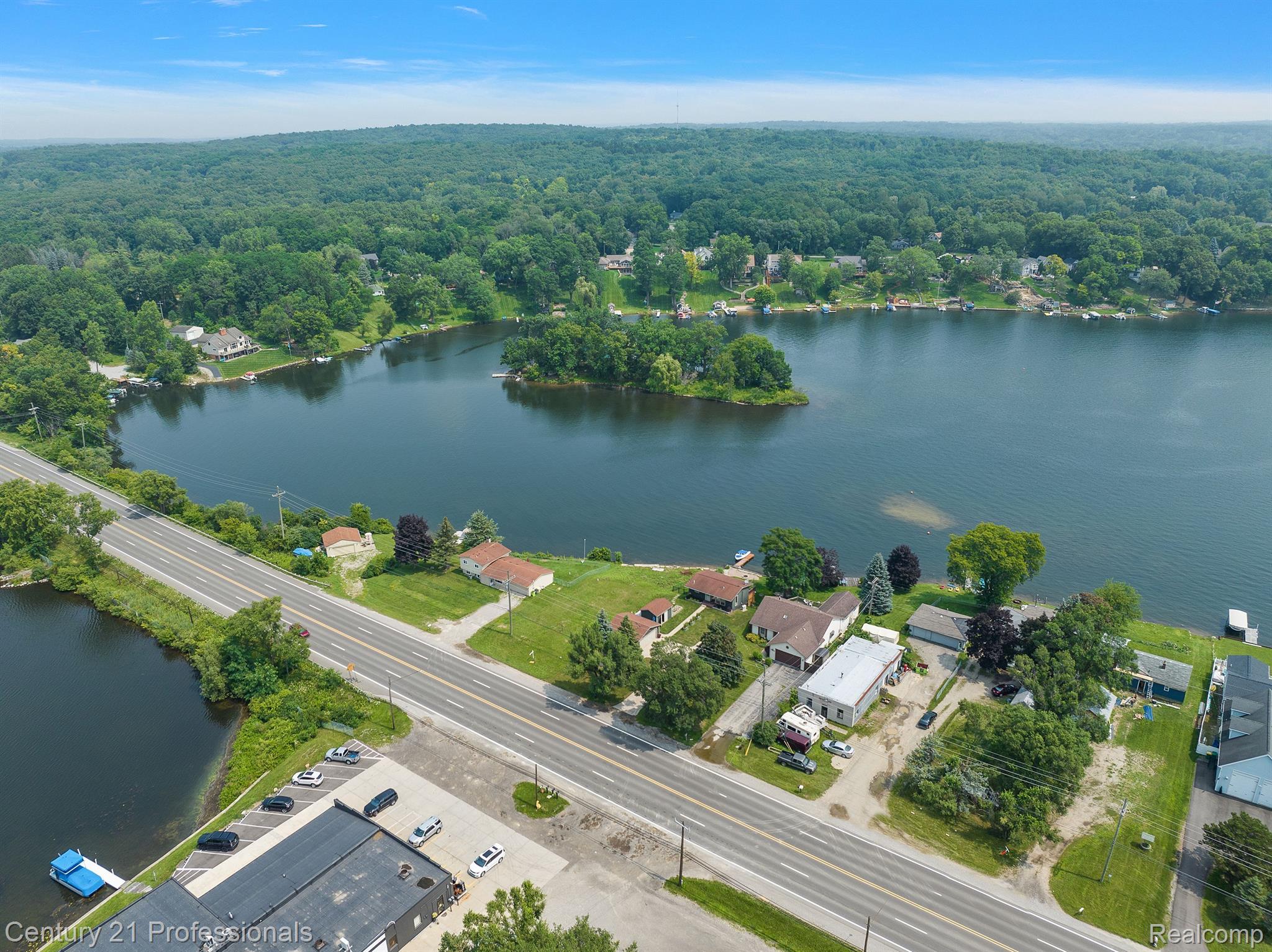 9876 Dixie Highway Springfield Charter Township MI 48348