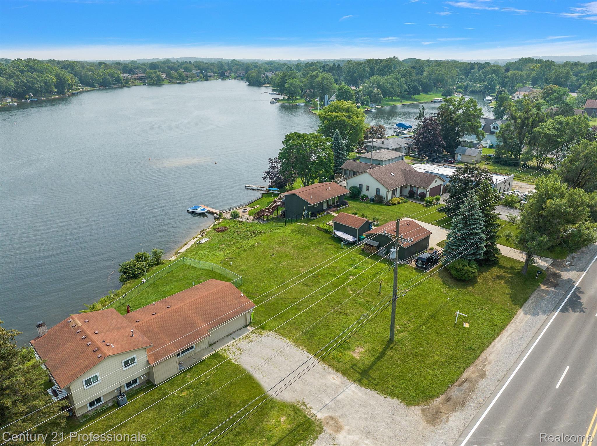 9876 Dixie Highway Springfield Charter Township MI 48348