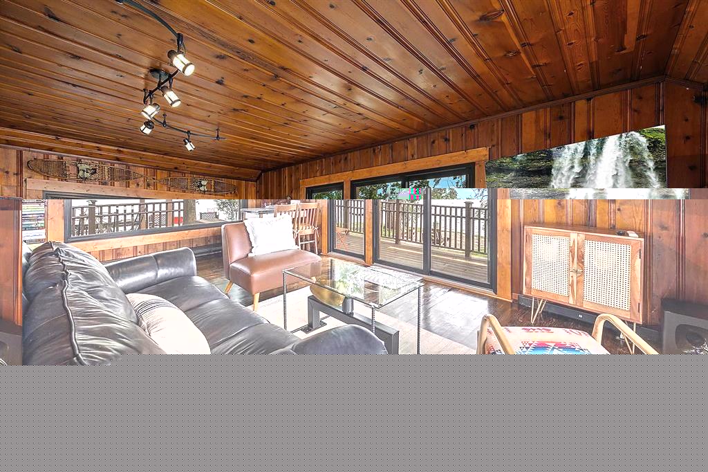 10086 King (this Island An Island) Road Springfield Charter Township MI 48350