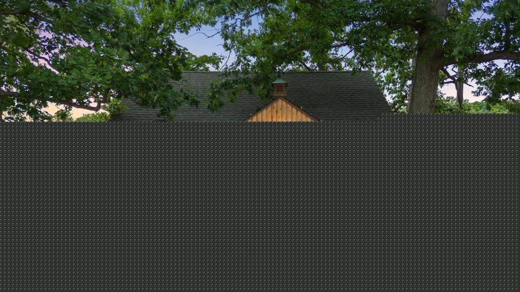 10086 King (this Island An Island) Road Springfield Charter Township MI 48350