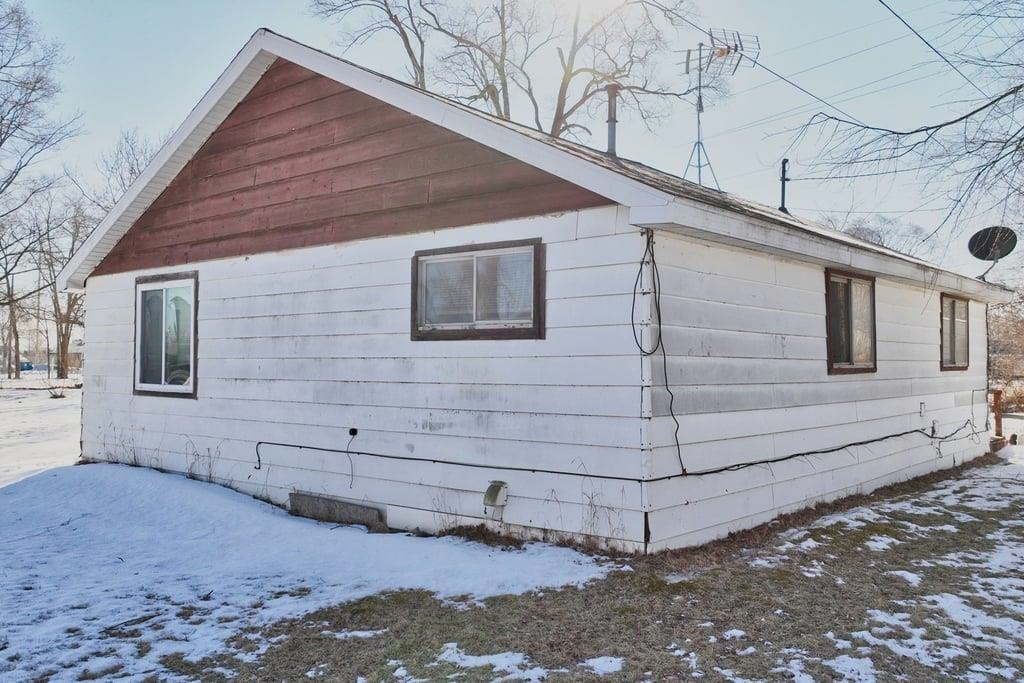 1205 N Kinney Avenue Mt. Pleasant City MI 48858