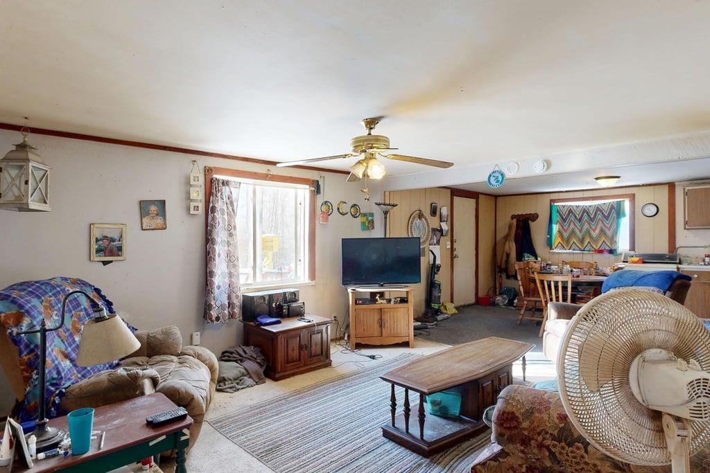 1205 N Kinney Avenue Mt. Pleasant City MI 48858