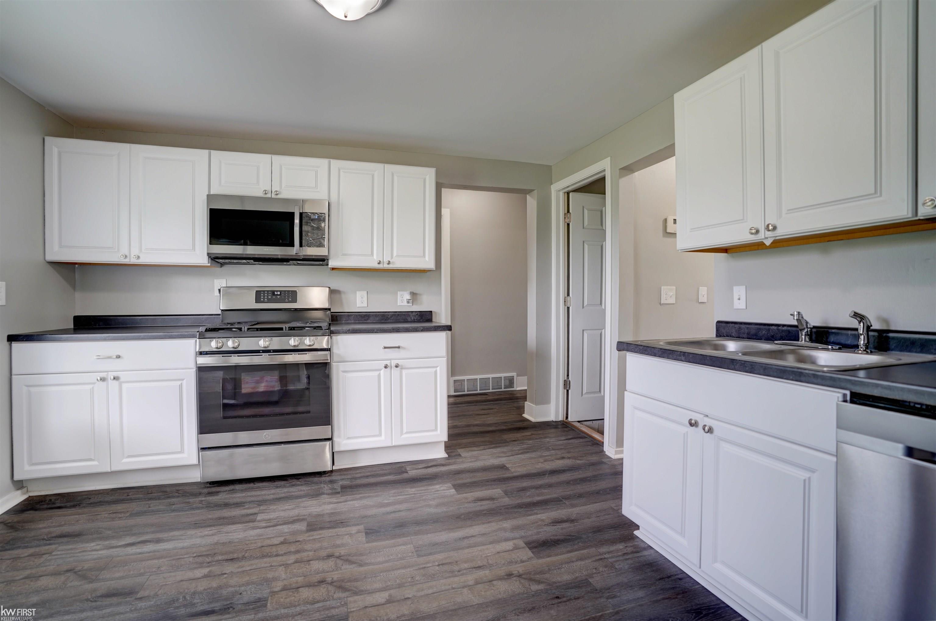 7482 Neff Mt. Morris Township MI 48458