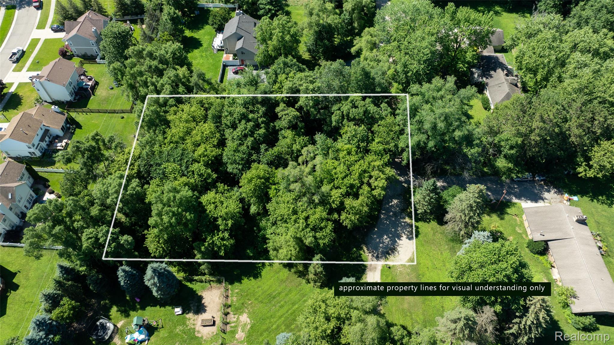 22622 Pine Drive Lyon Charter Township MI 48178