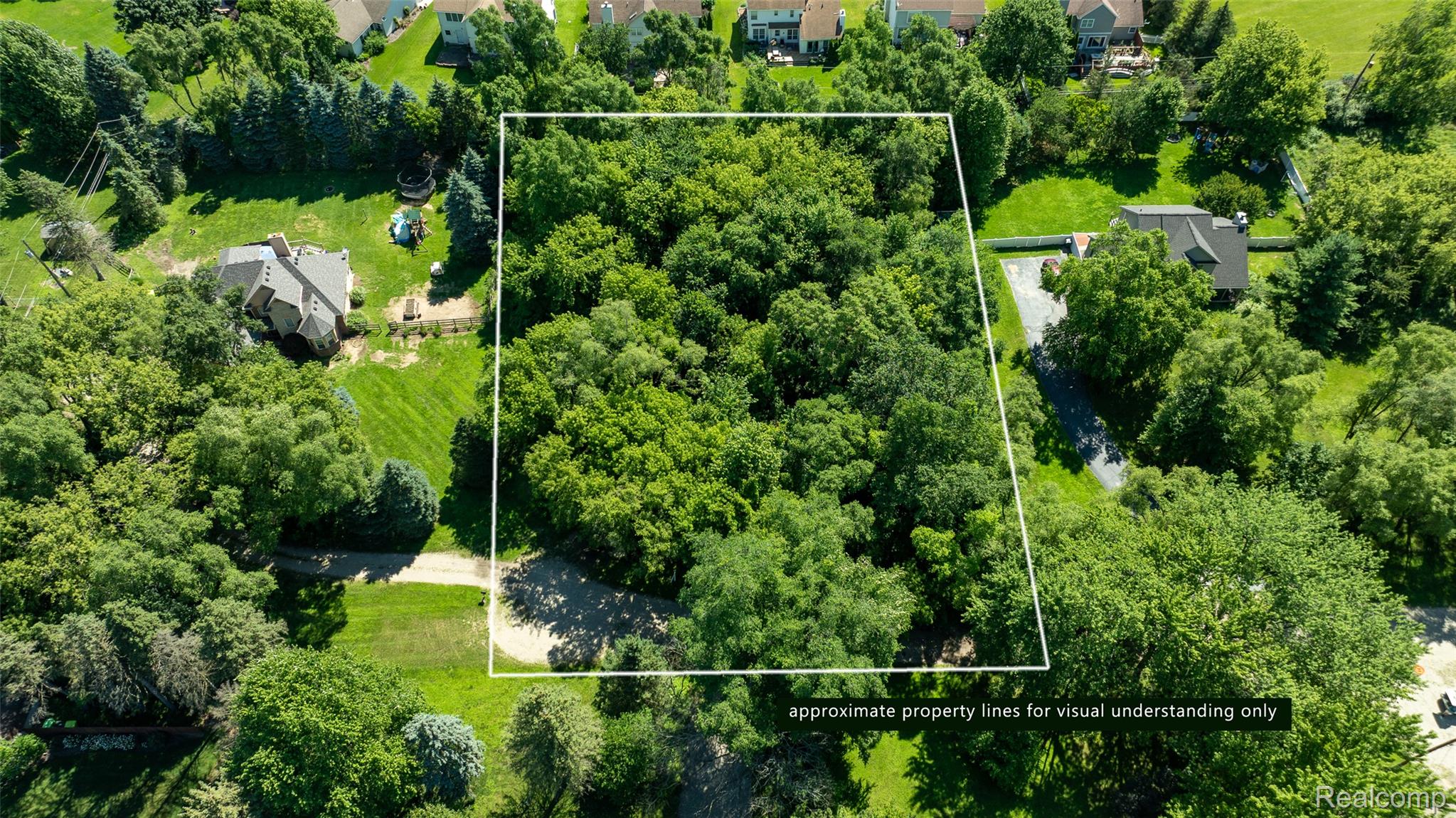 22622 Pine Drive Lyon Charter Township MI 48178