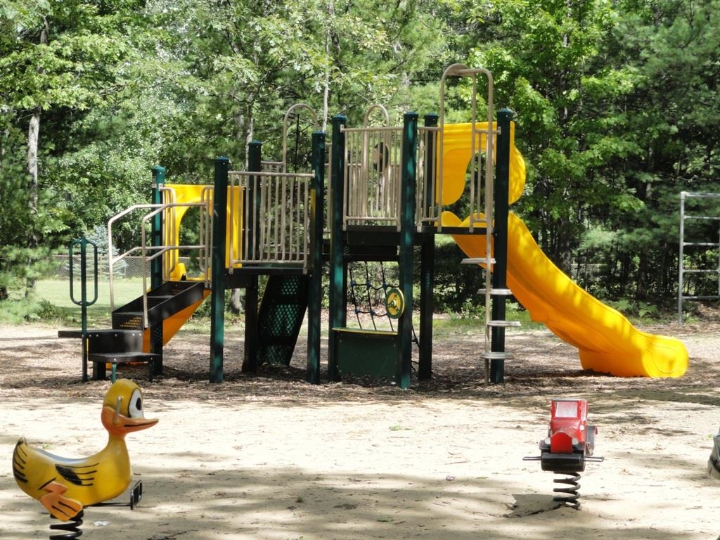 85 Tibbets Lake Lane East Bay Township MI 49696