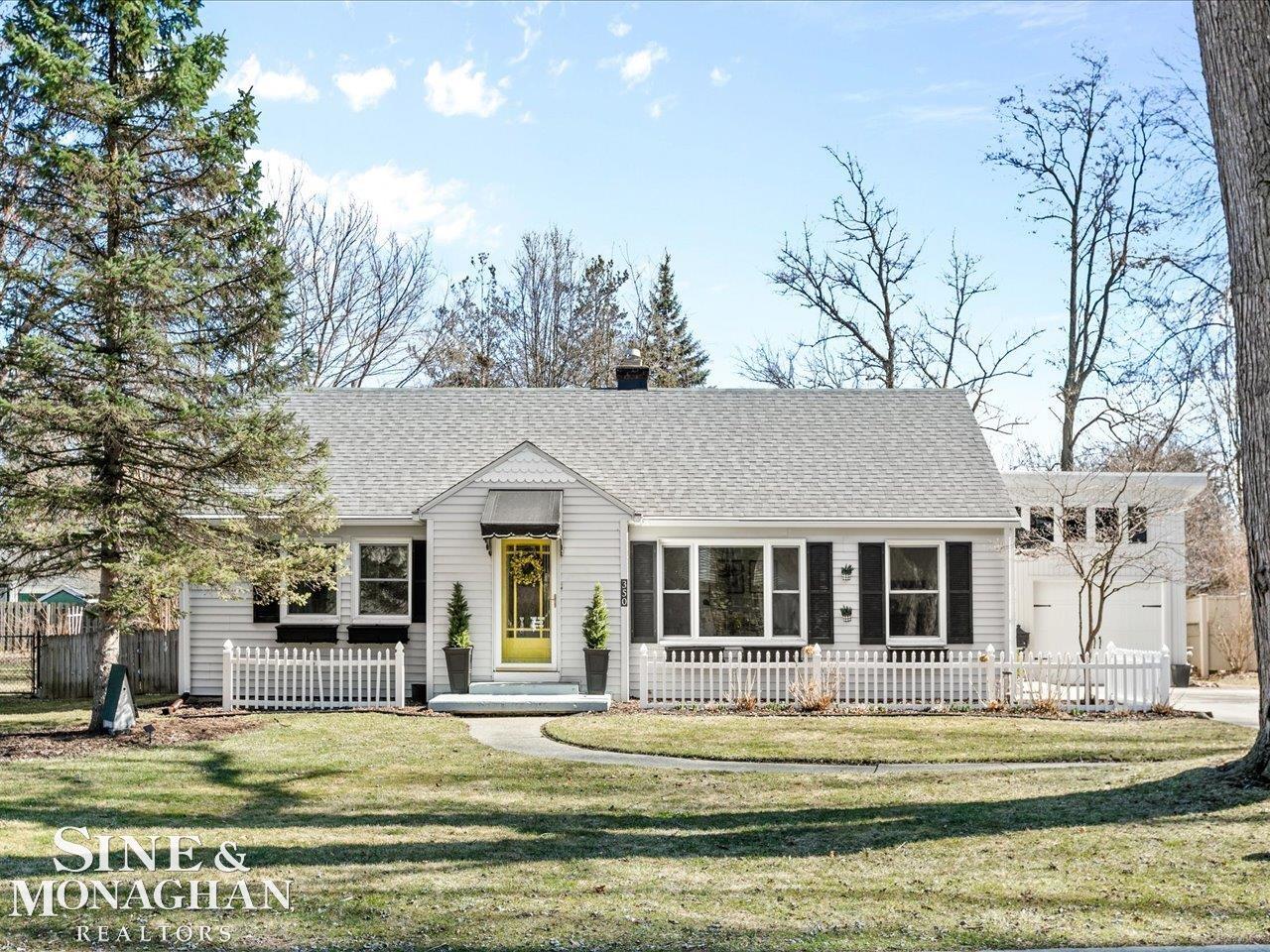 350 Colonial Lane Algonac City MI 48001