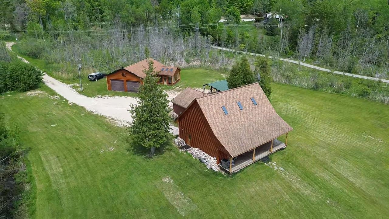 6345 E Jordan Road Banks Township MI 49729