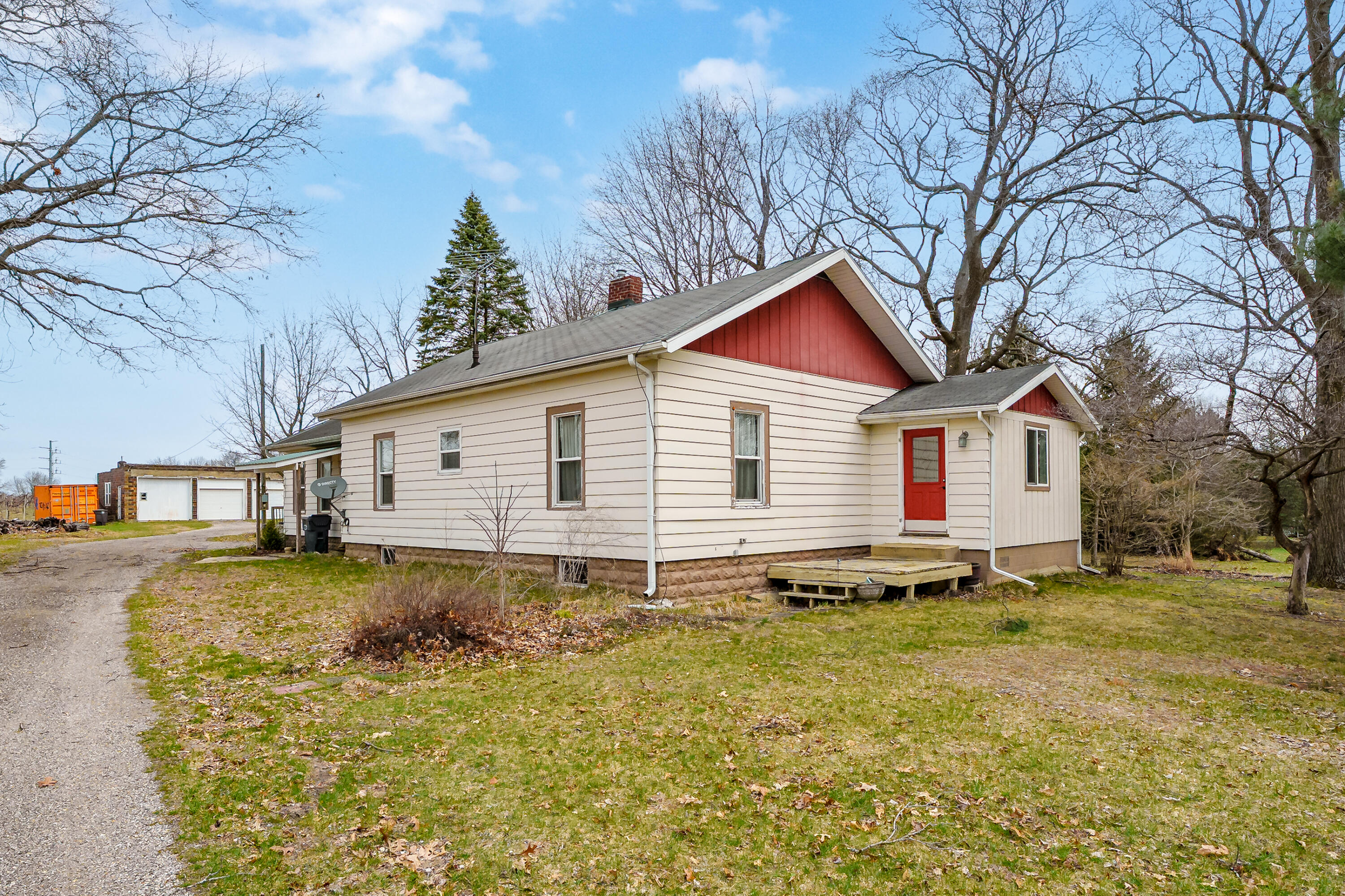23312 60th Avenue Antwerp Township MI 49071