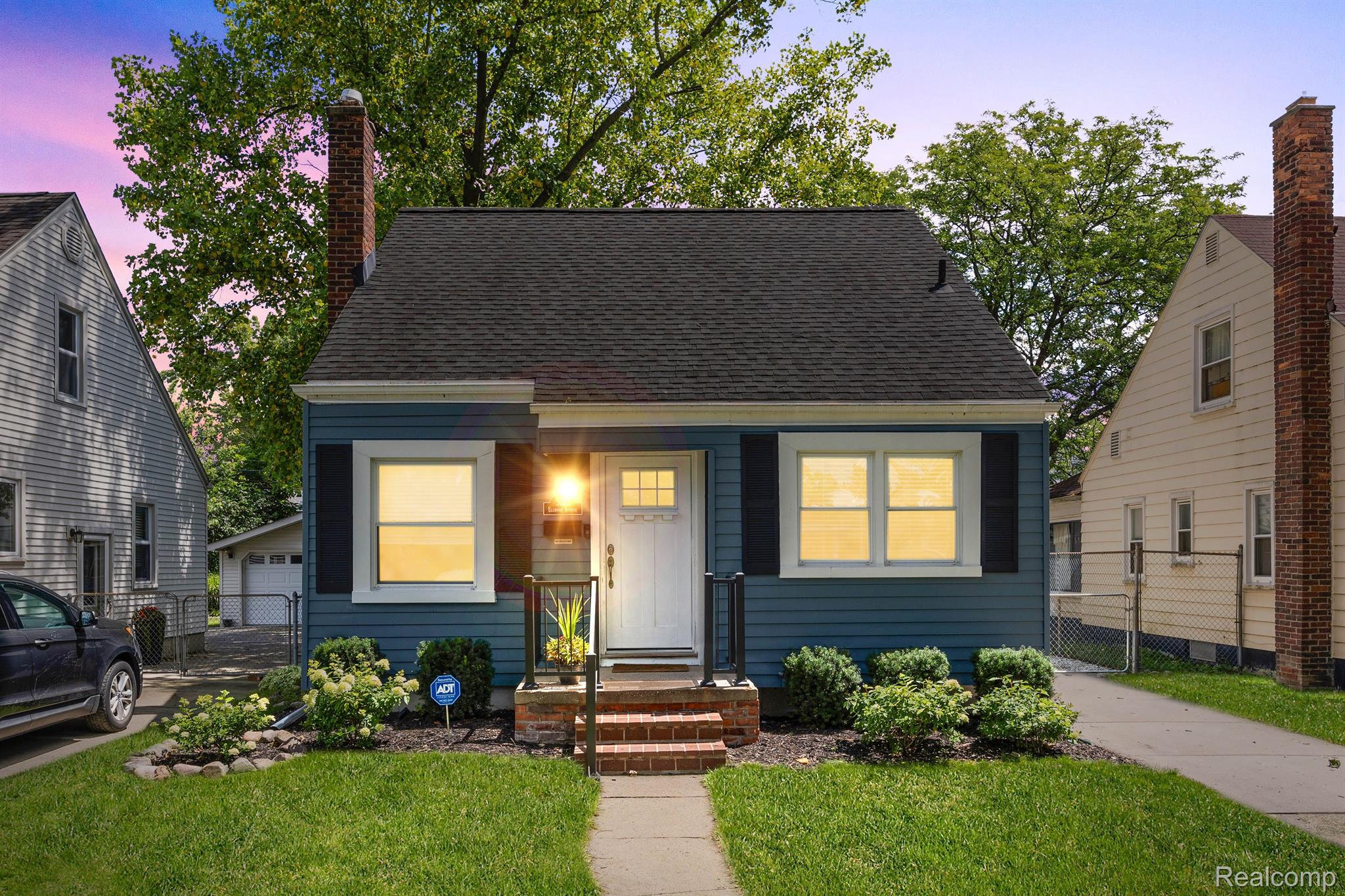 3122 Ellwood Avenue Berkley City MI 48072