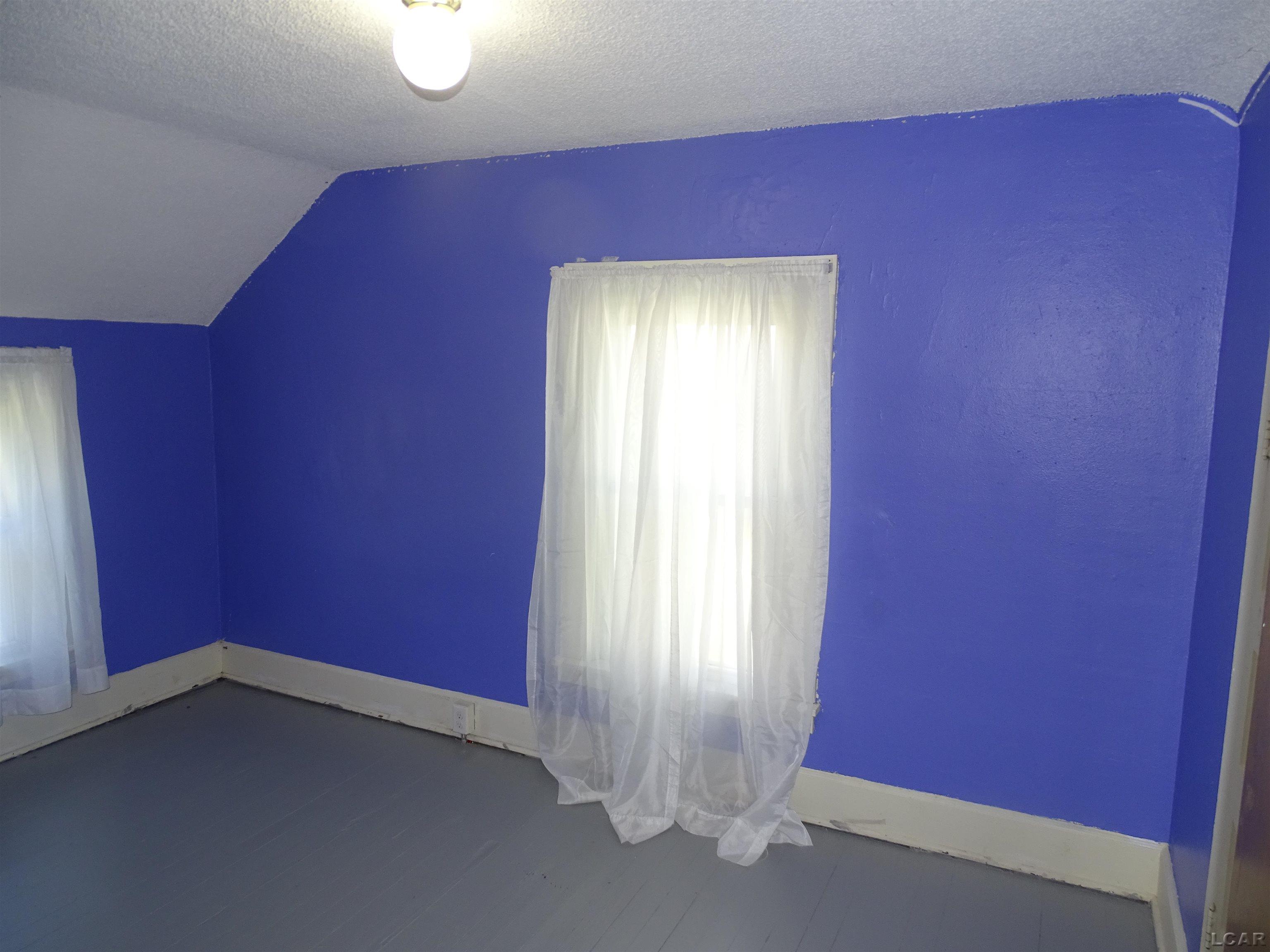 839 Dennis Street Adrian City MI 49221