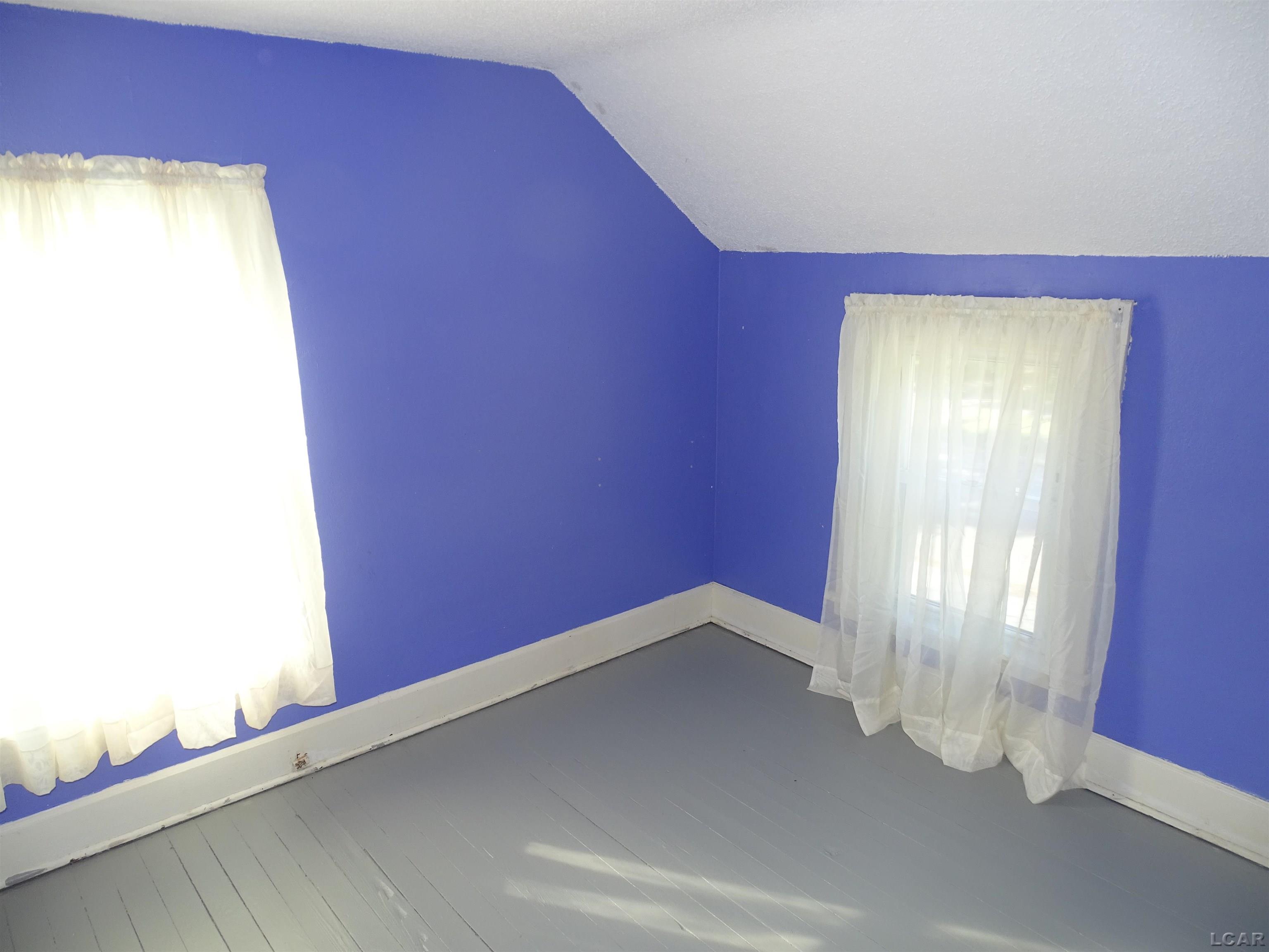 839 Dennis Street Adrian City MI 49221