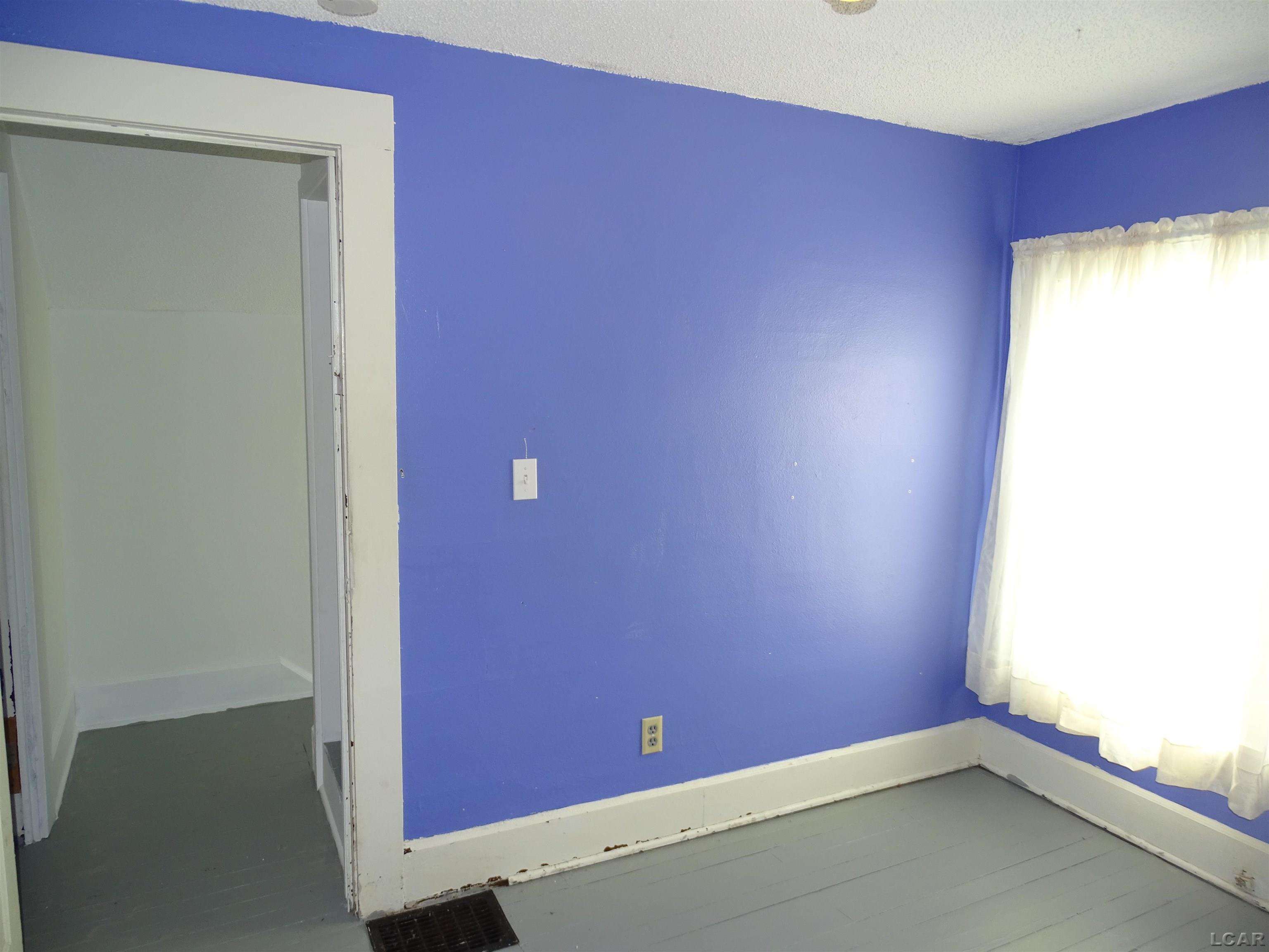 839 Dennis Street Adrian City MI 49221