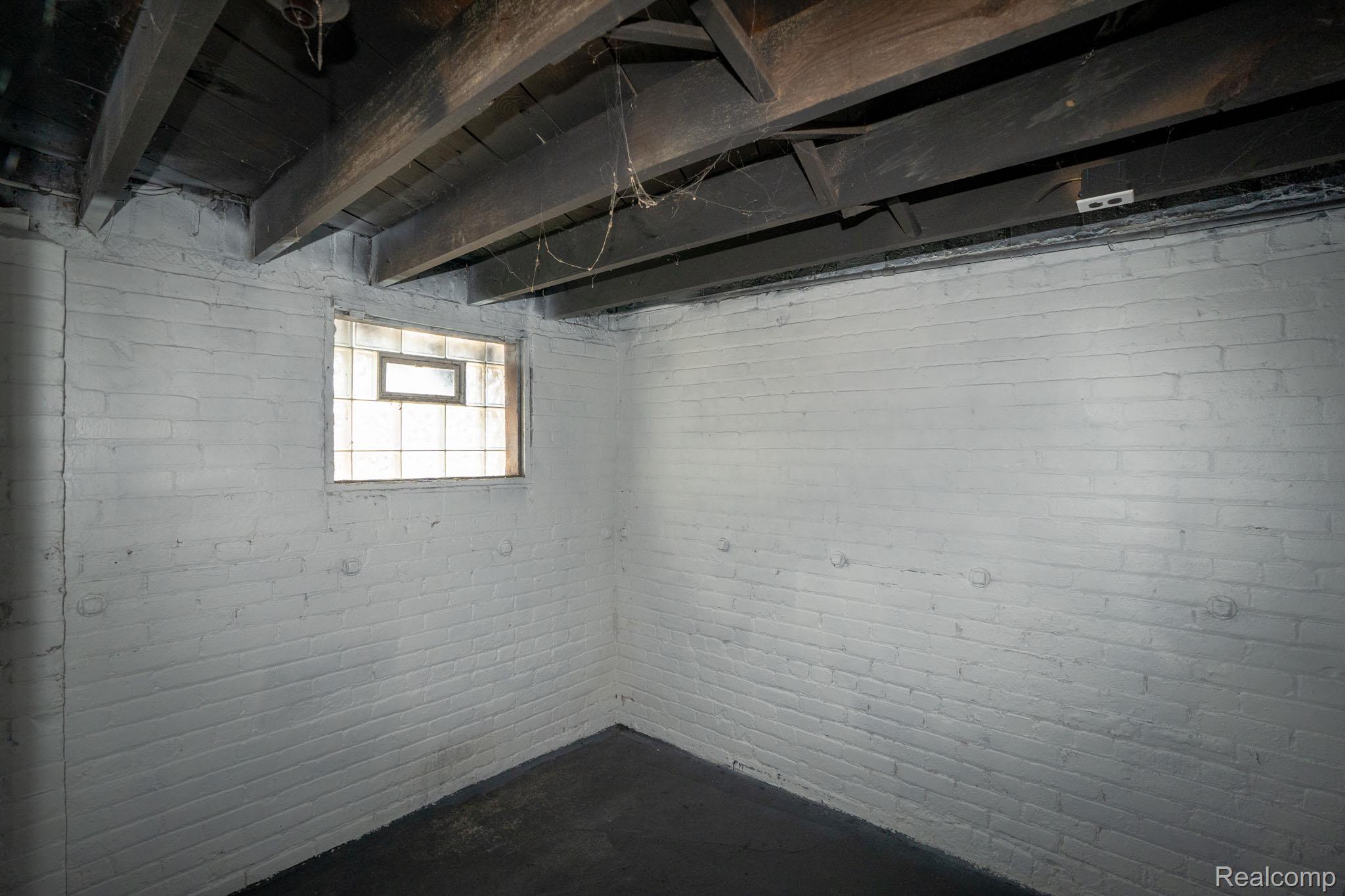 5266 Three Mile Drive Detroit City MI 48224