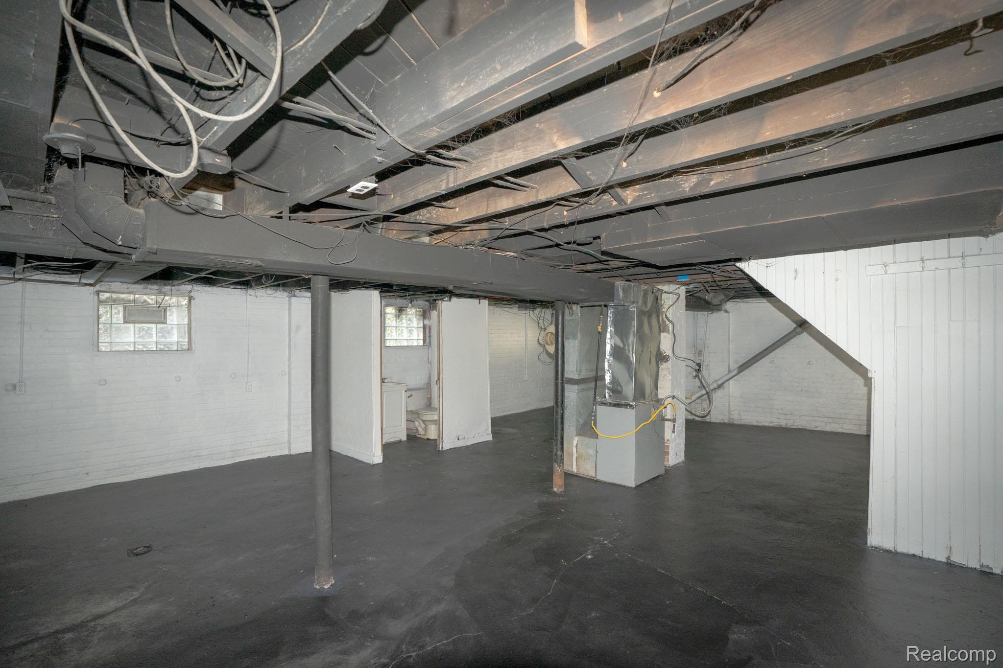 5266 Three Mile Drive Detroit City MI 48224