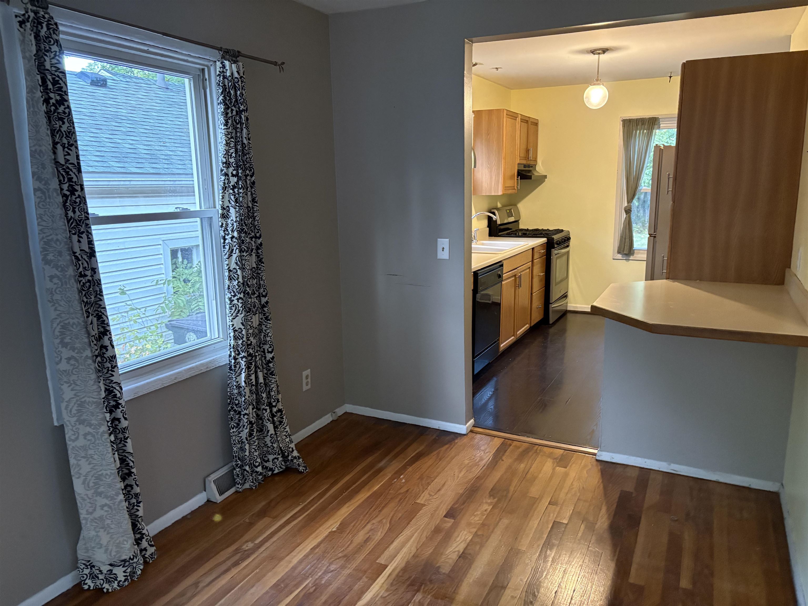 586 Lexington Avenue East Lansing City MI 48823