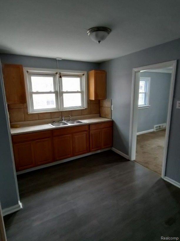 15710 Rutherford Street Detroit City MI 48227