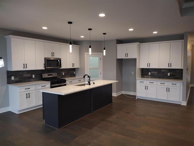 5220 Amelia Earhart Drive Fenton Charter Township MI 48451