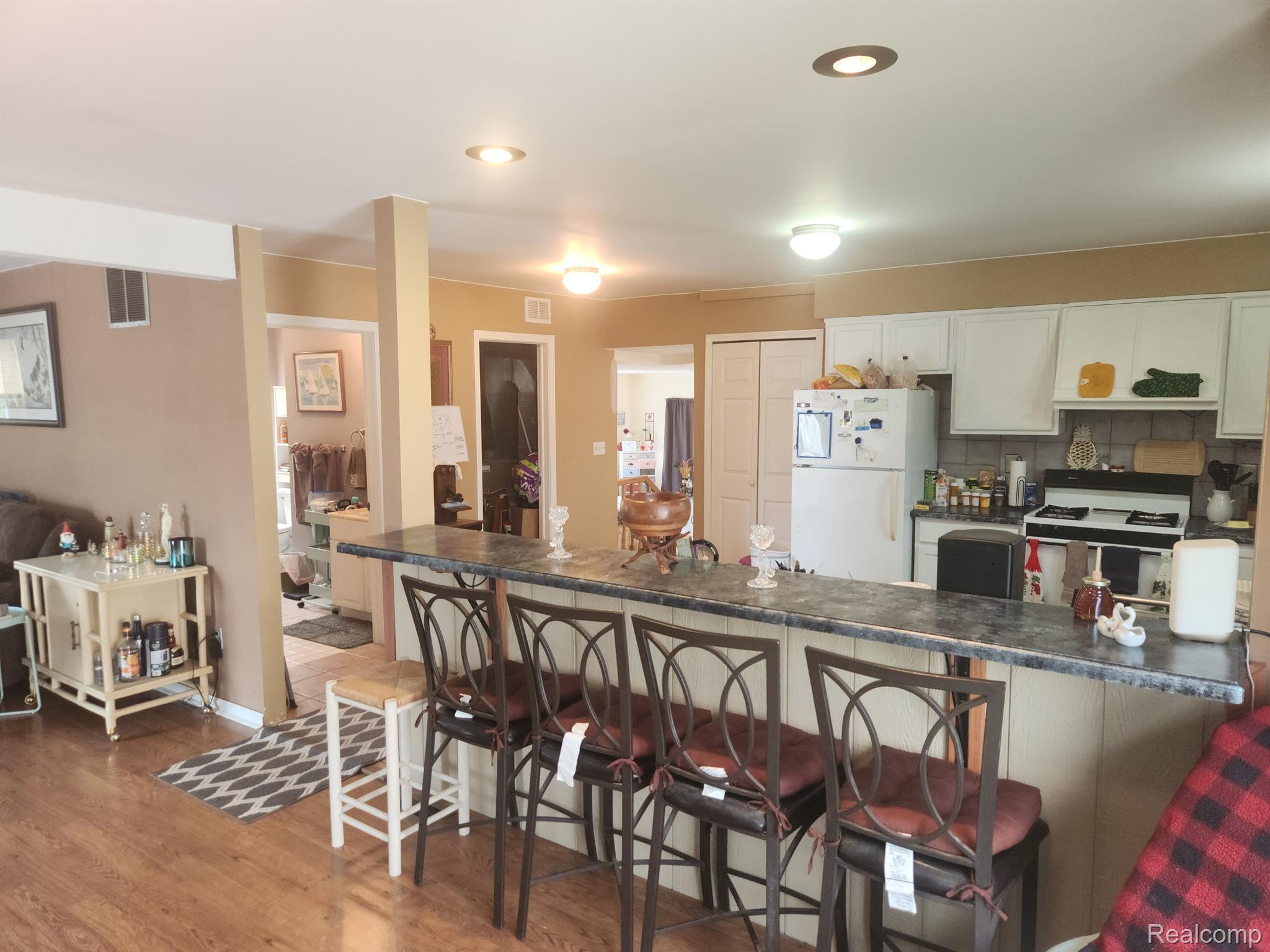 226 Roselawn Street Algonac City MI 48001