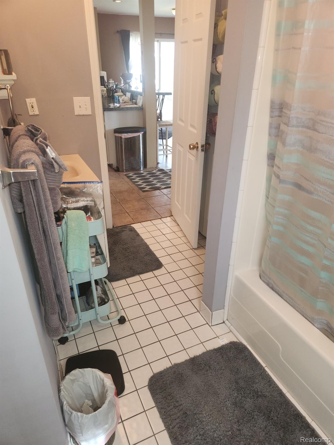 226 Roselawn Street Algonac City MI 48001