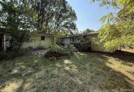12505 Bueche Road Albee Township MI 48417