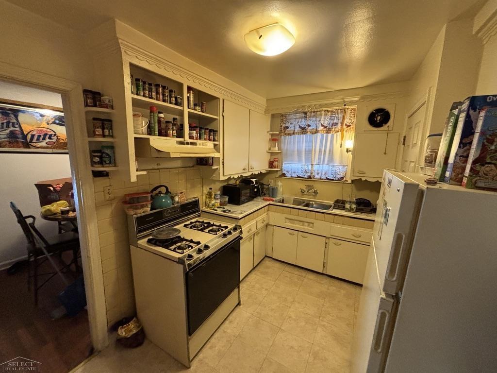 12940 Rutherford Street Detroit City MI 48227
