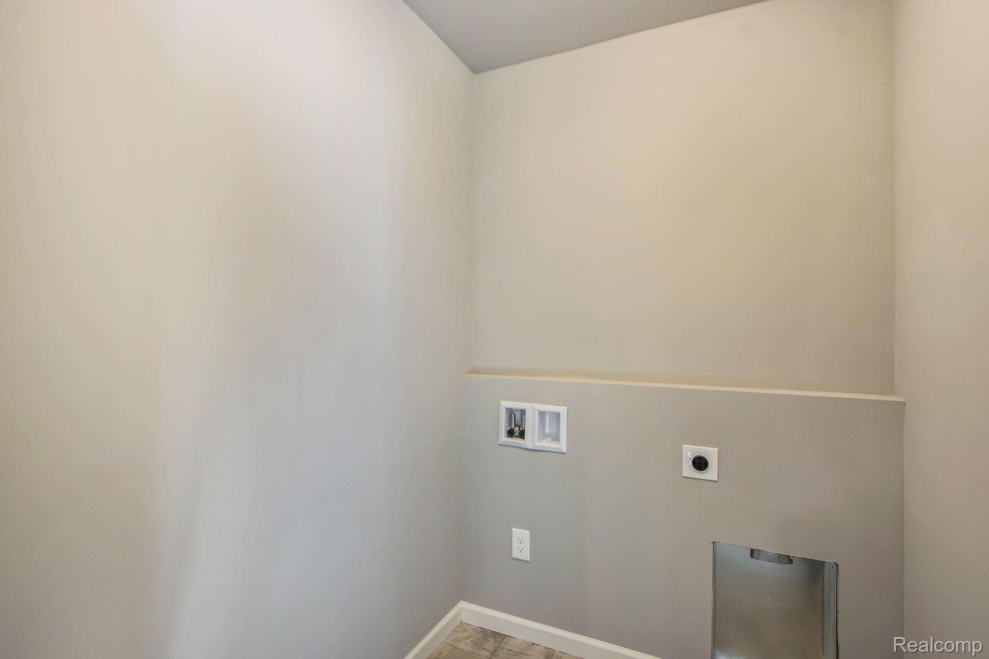 1047 Weatherstone Lane Marion Township MI 48843